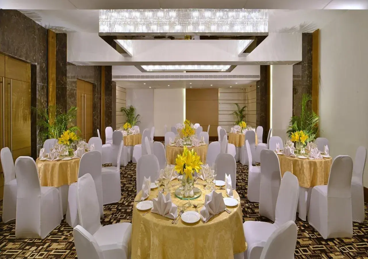 Banquet/Function facilities, Banquet Facilities in Fortune Park Sishmo