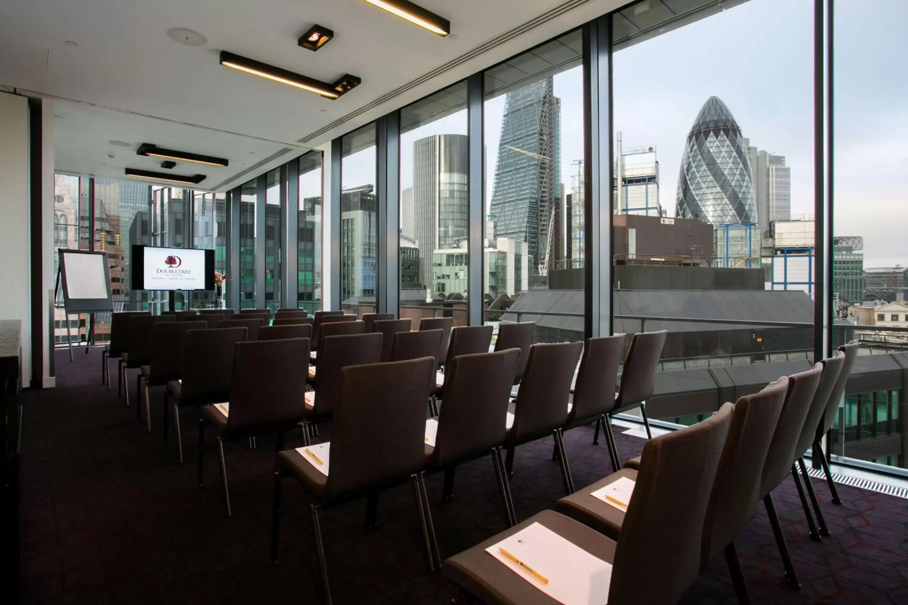 Meeting/conference room in DoubleTree by Hilton Hotel London - Tower of London