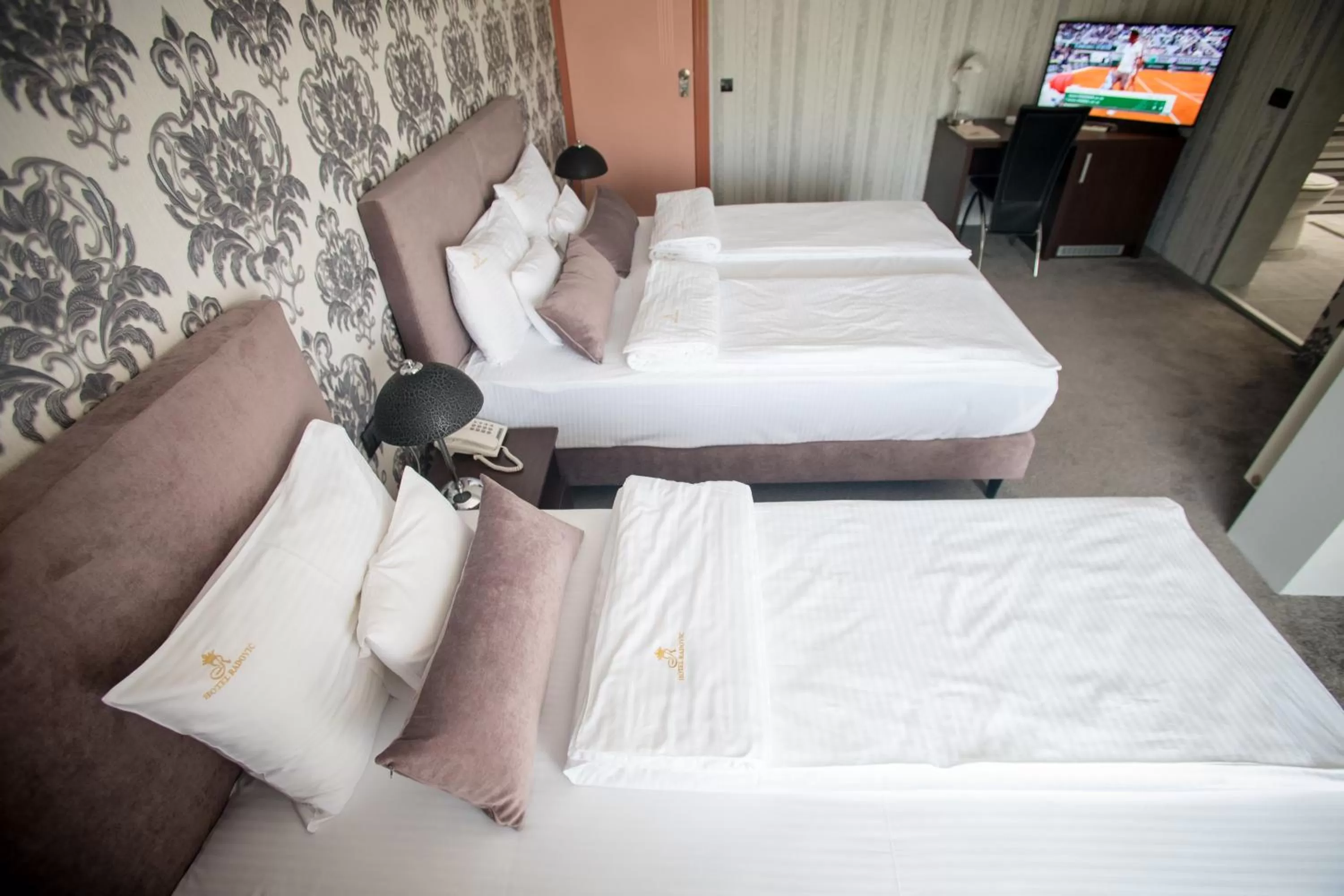 Bed in Garni Hotel Radović