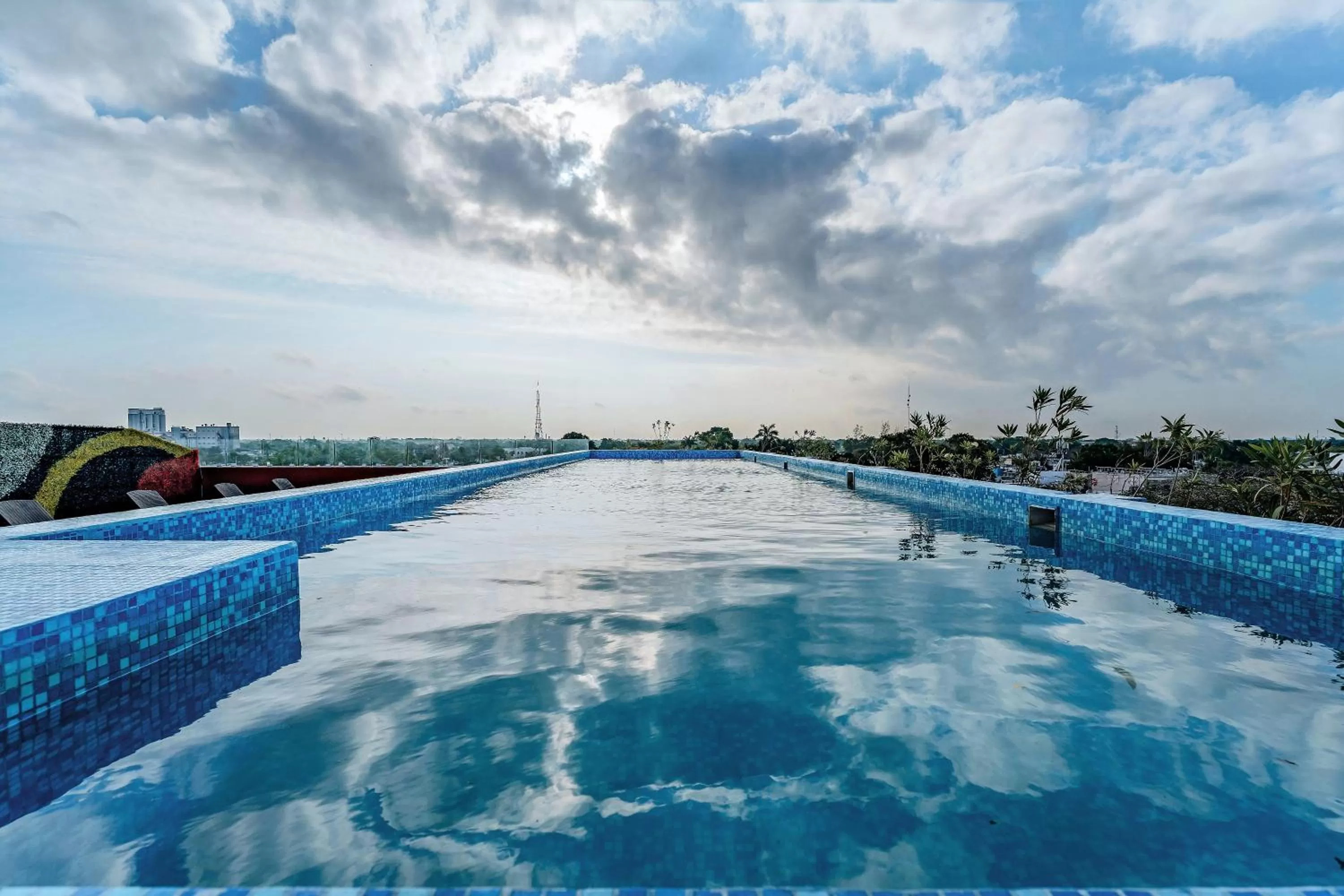 Swimming pool in Hotel Kavia Premium - Paseo Montejo