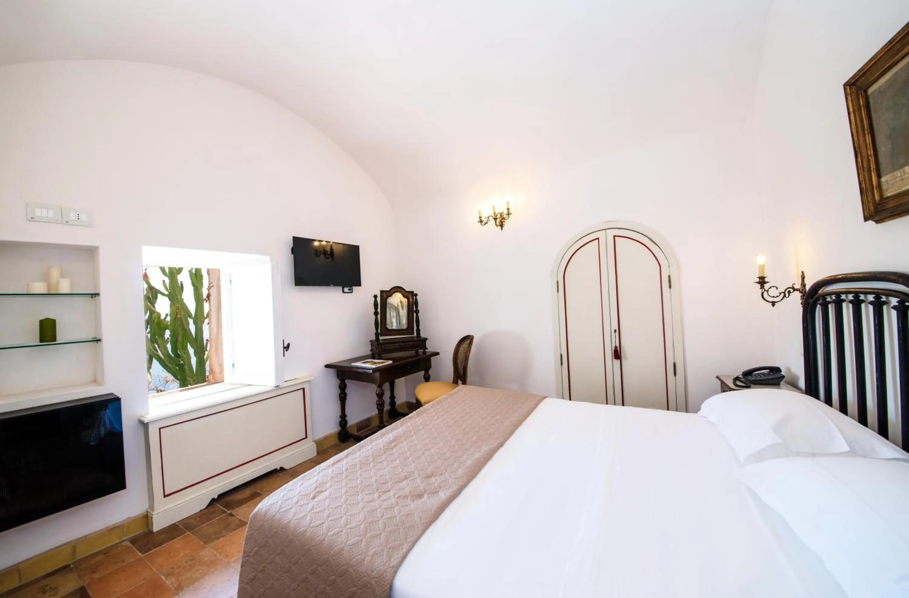 Photo of the whole room in Badia Santa Maria de' Olearia