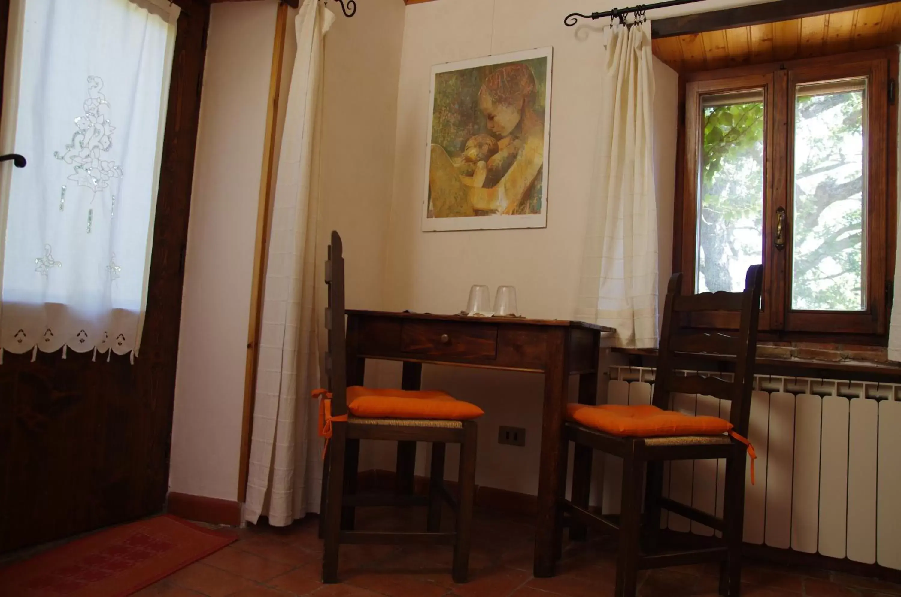 Photo of the whole room, Dining Area in Podere Pinzicalari