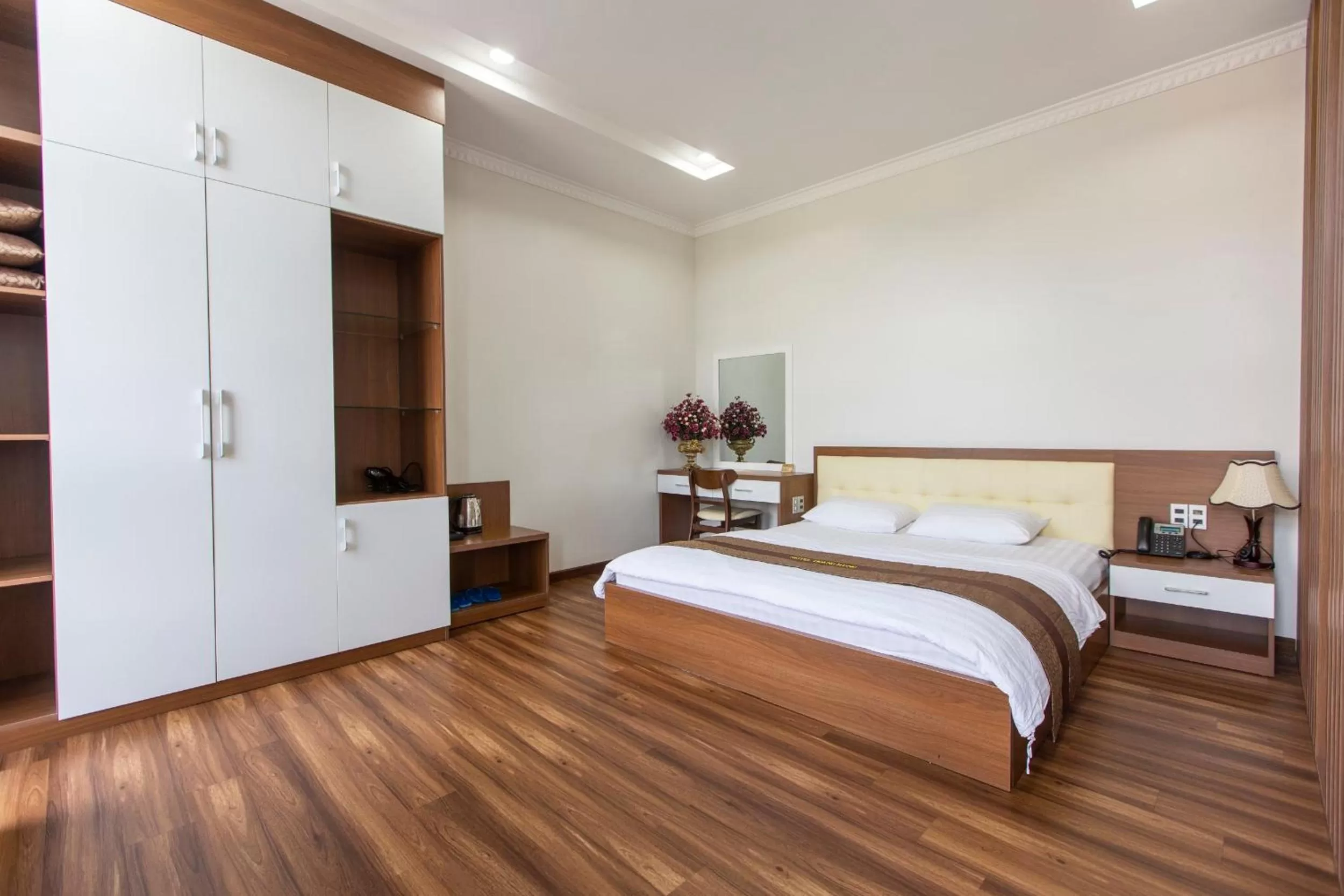 Bed in Hoang Hung Hotel