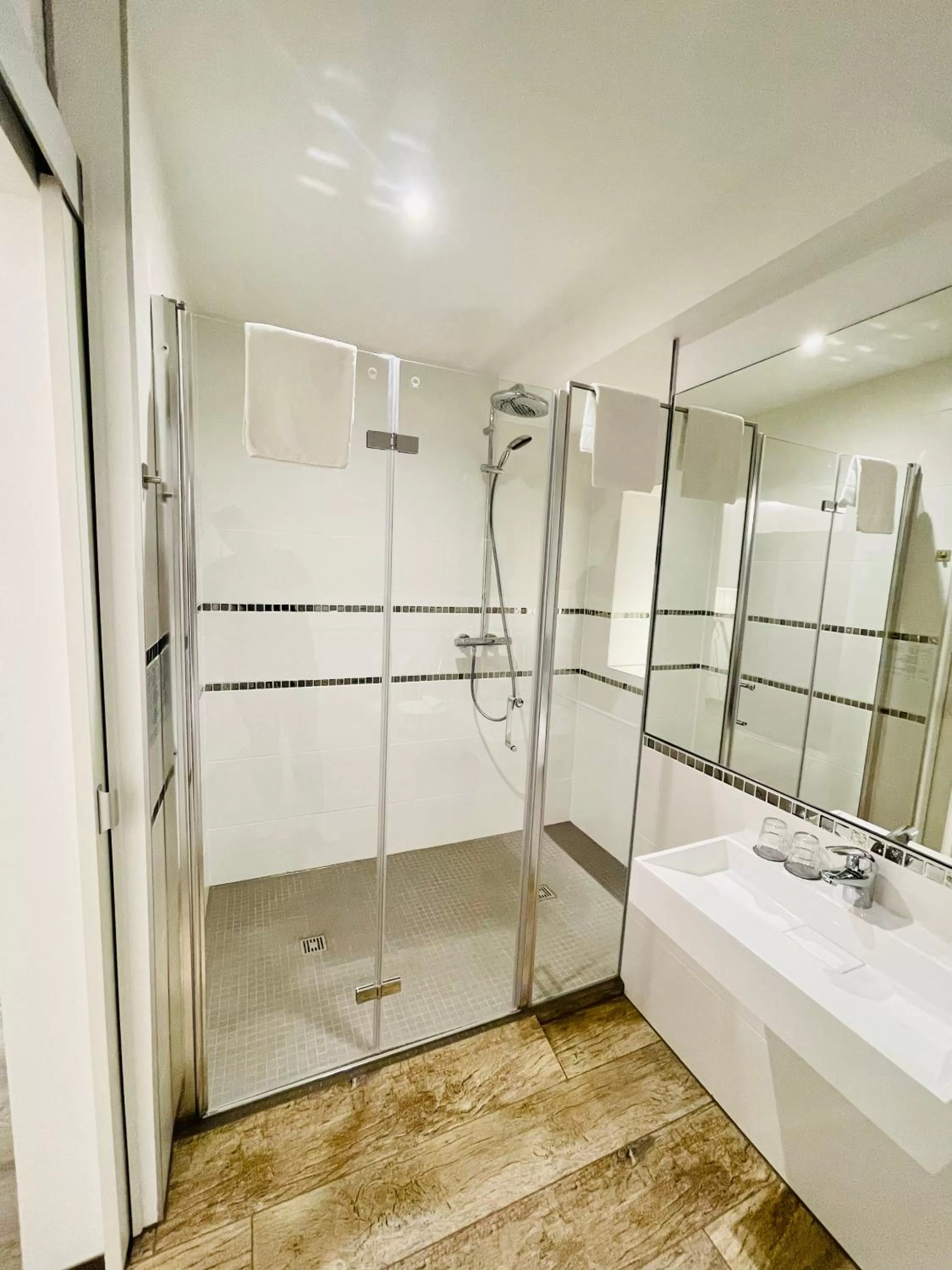 Shower in Hotel am Schloss