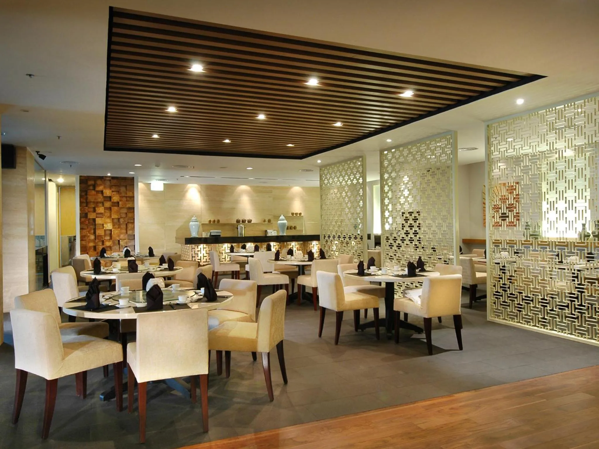 Restaurant/places to eat in Hotel Borobudur Jakarta