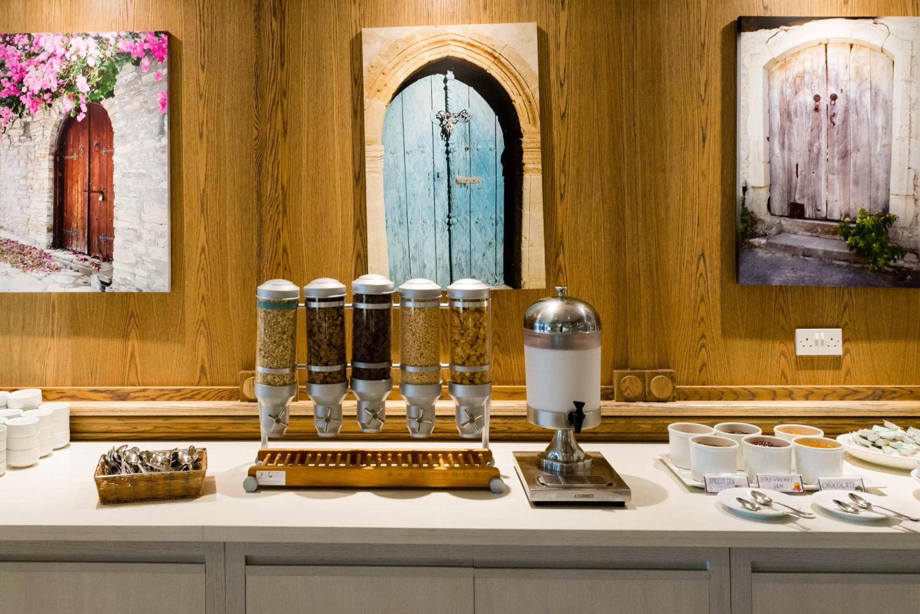 Restaurant/places to eat in Kefalos Beach Tourist Village