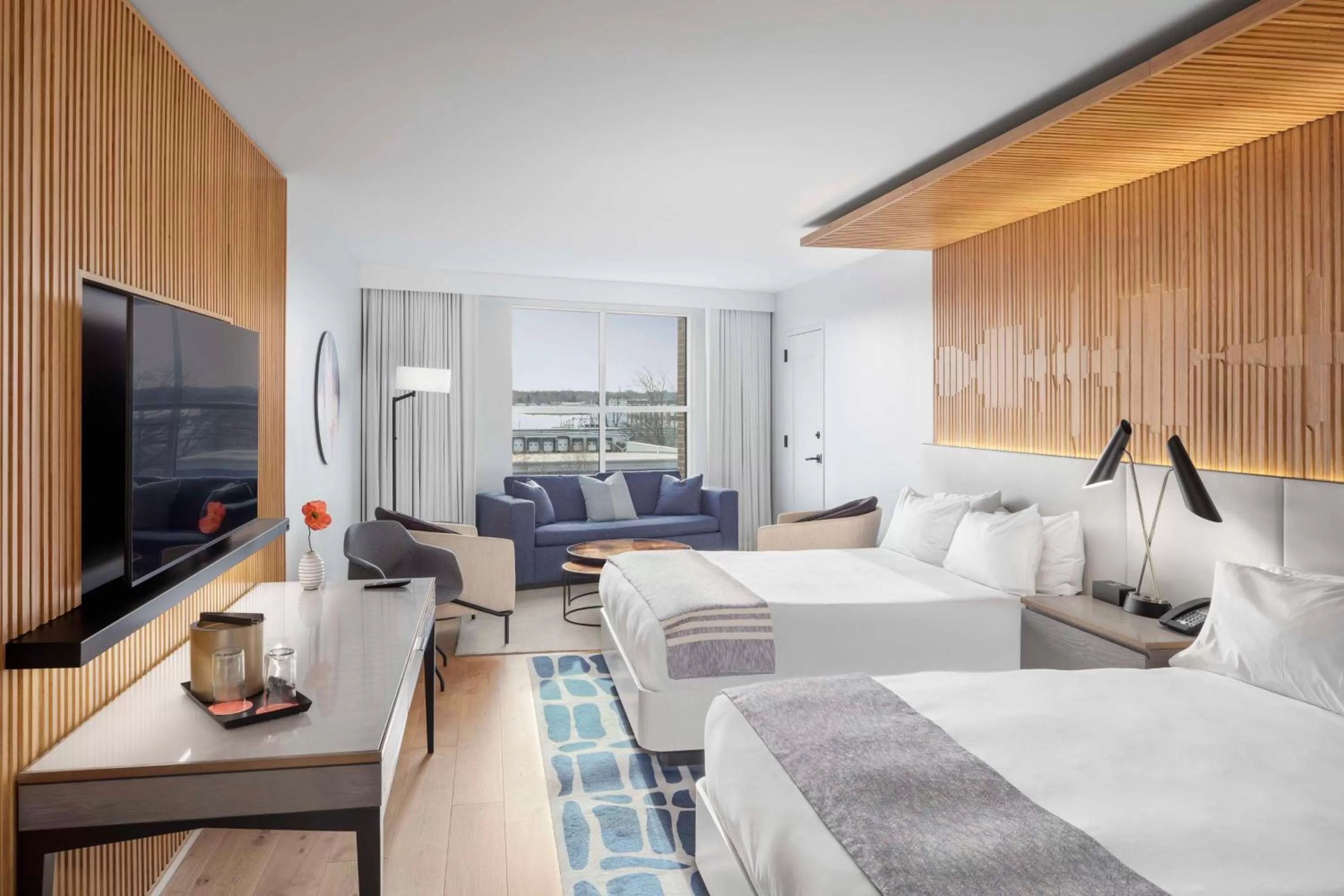 Living room, Bed in Canopy By Hilton Portland Waterfront