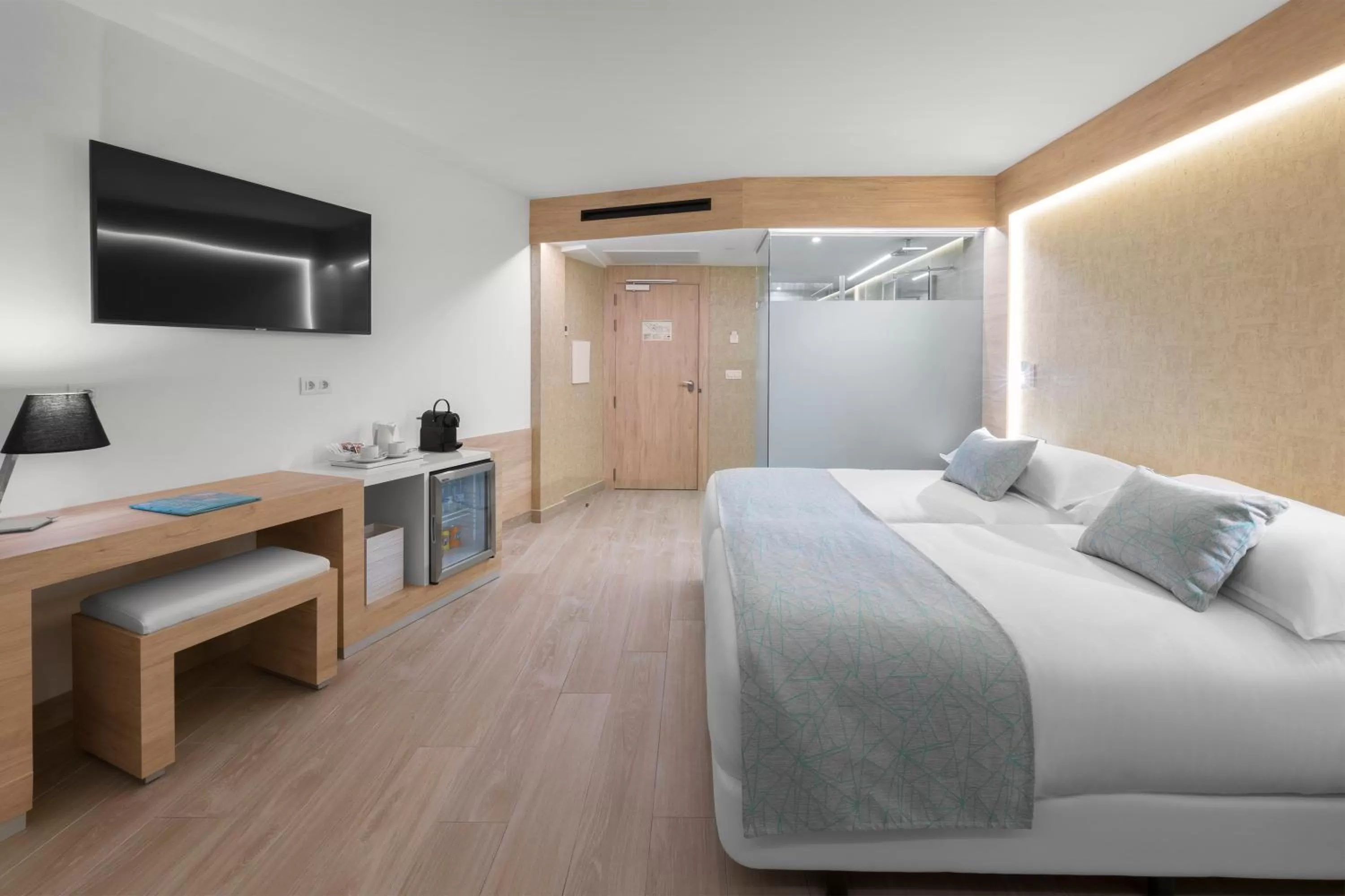 Bed in Elba Sunset Mallorca Thalasso Spa