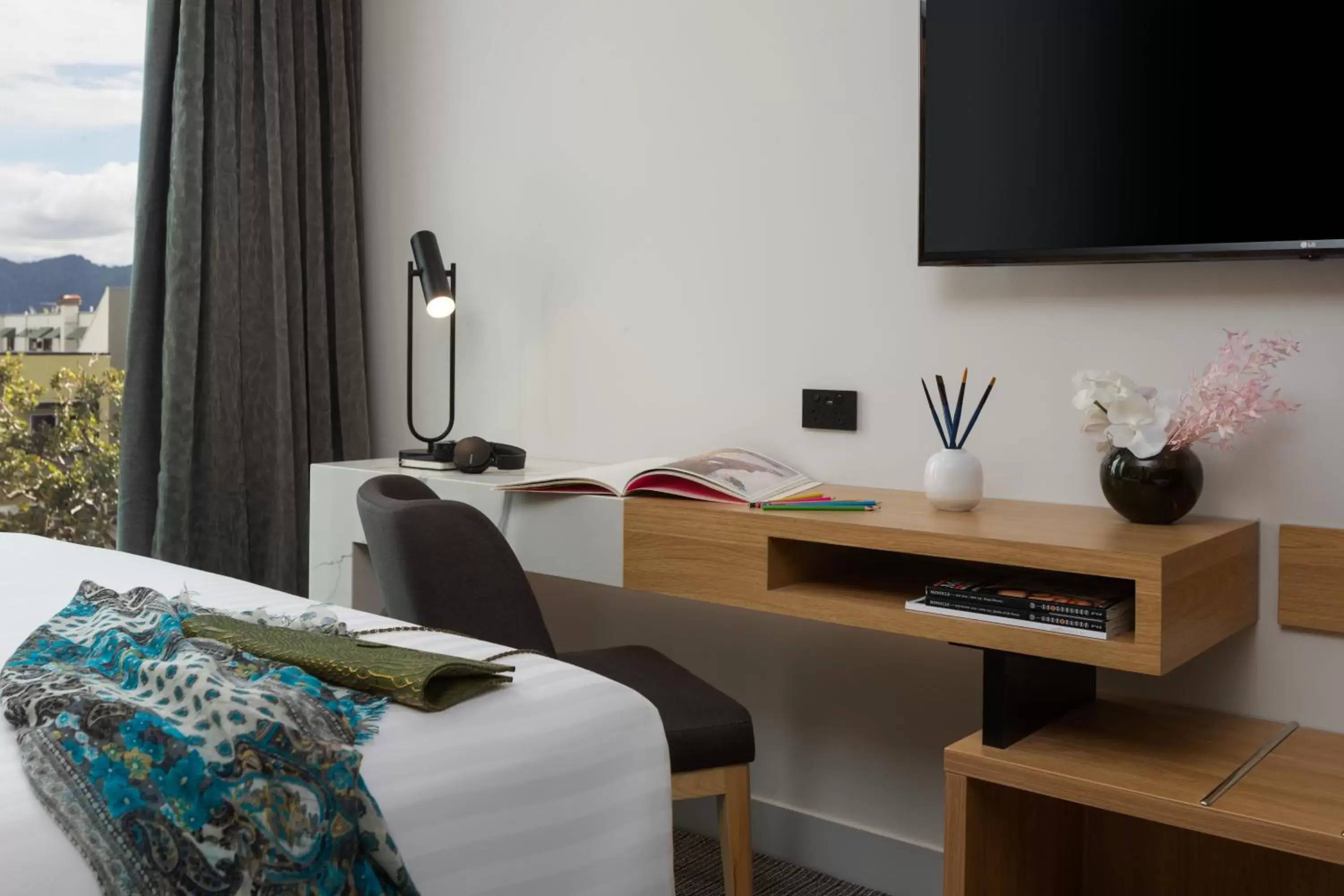 TV and multimedia, TV/Entertainment Center in Bailey, a Crystalbrook Collection Hotel