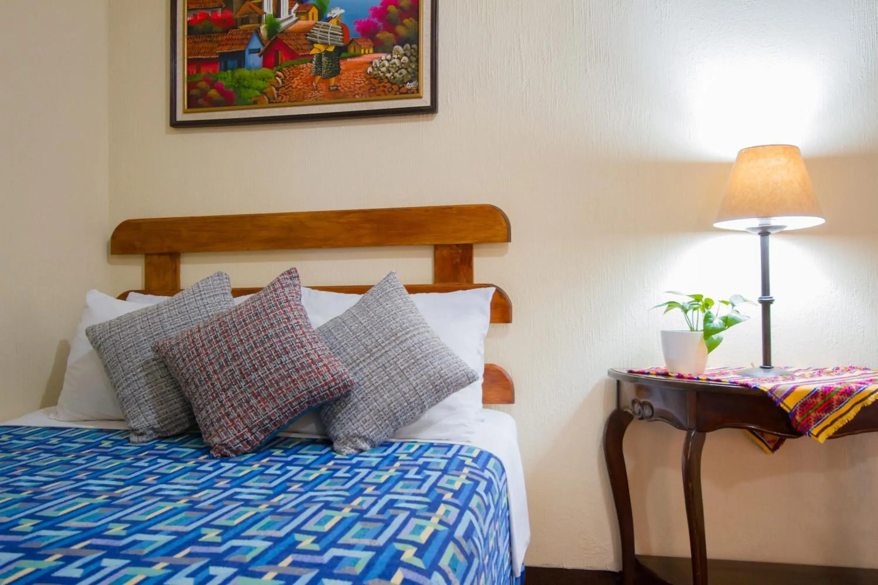 Bed in Hostal Antigua