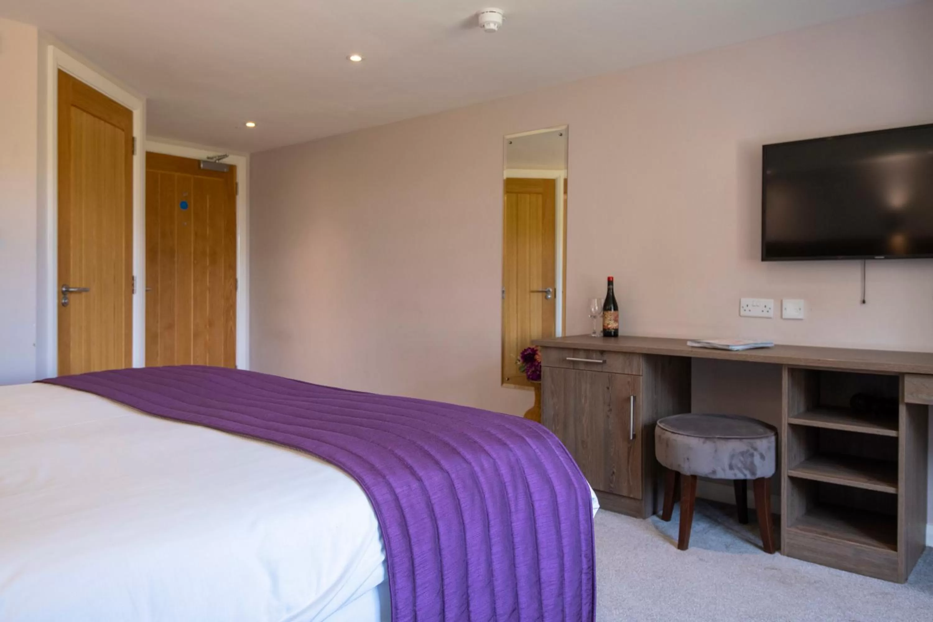 Bedroom, Bed in The Limes Country Lodge Hotel & Admiral Restaurant