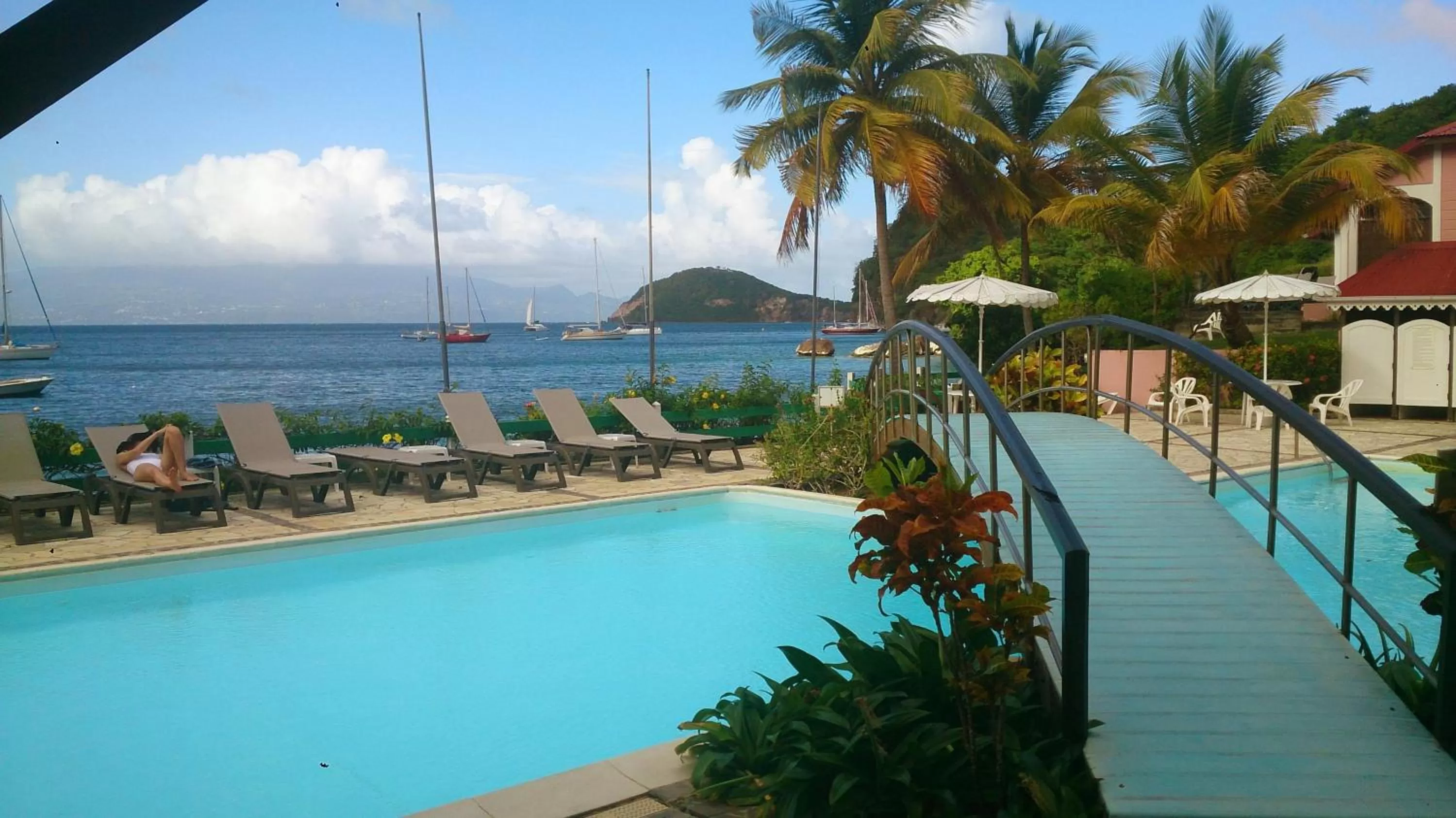 Day in Hôtel Bois Joli