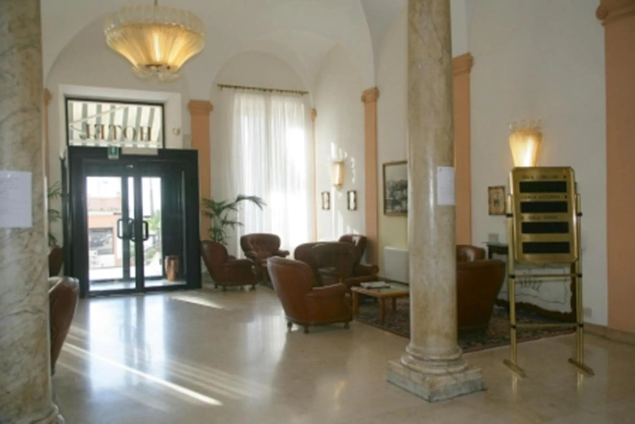 Lobby or reception in Hotel Mediterranee
