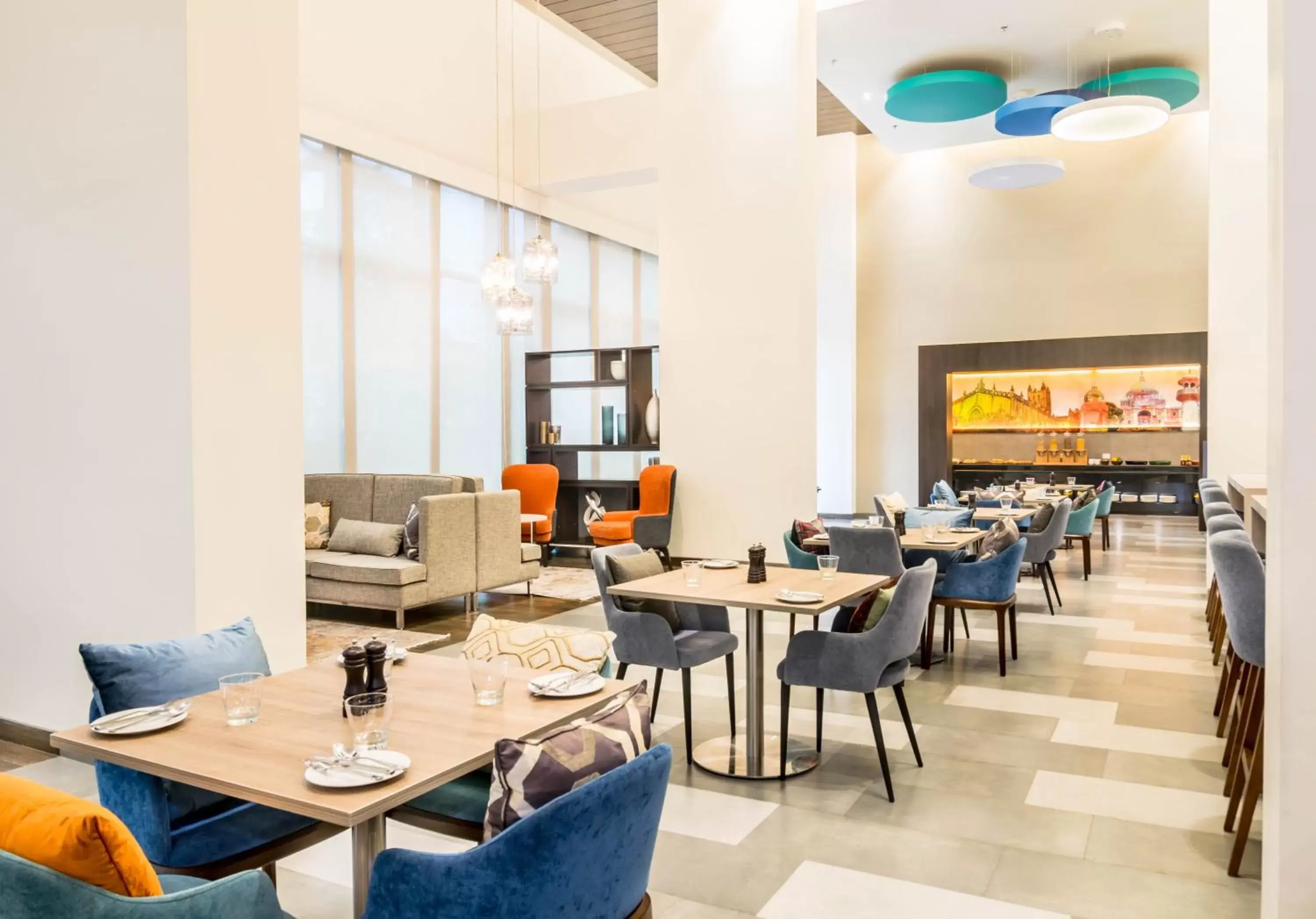 Restaurant/Places to Eat in Holiday Inn Express Kolkata Airport, an IHG Hotel