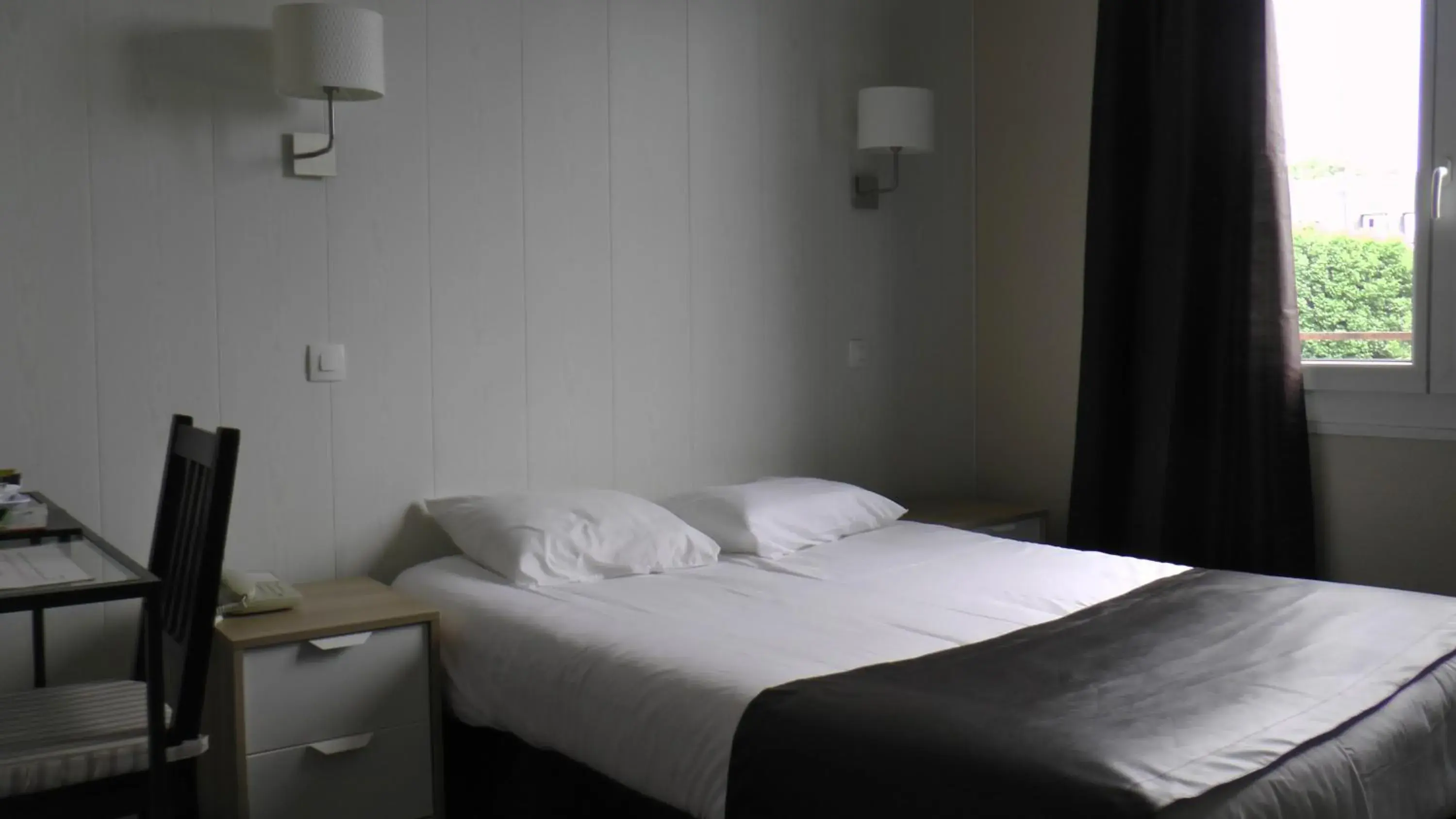 Bedroom, Room Photo in Hotel De l'Univers