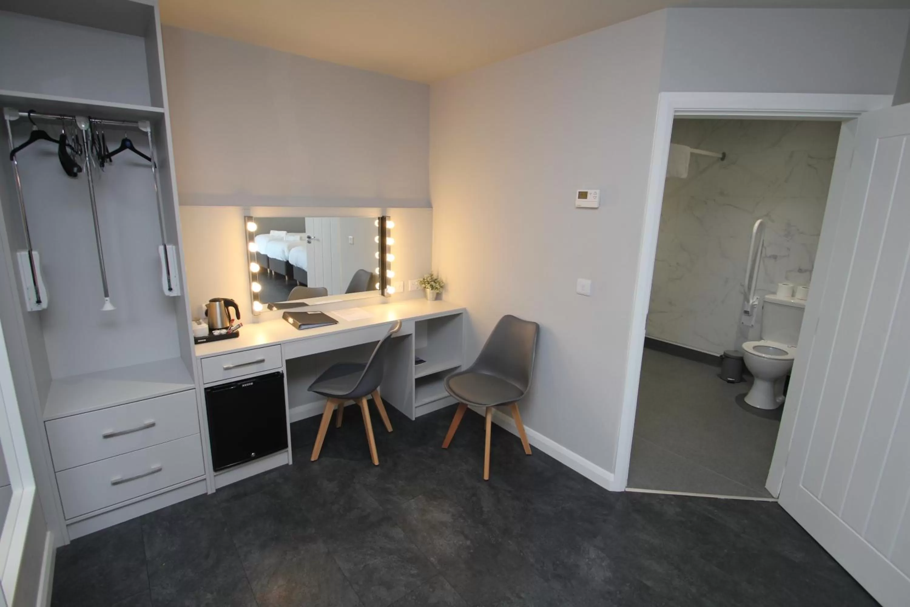 Bedroom in North Coast Motel