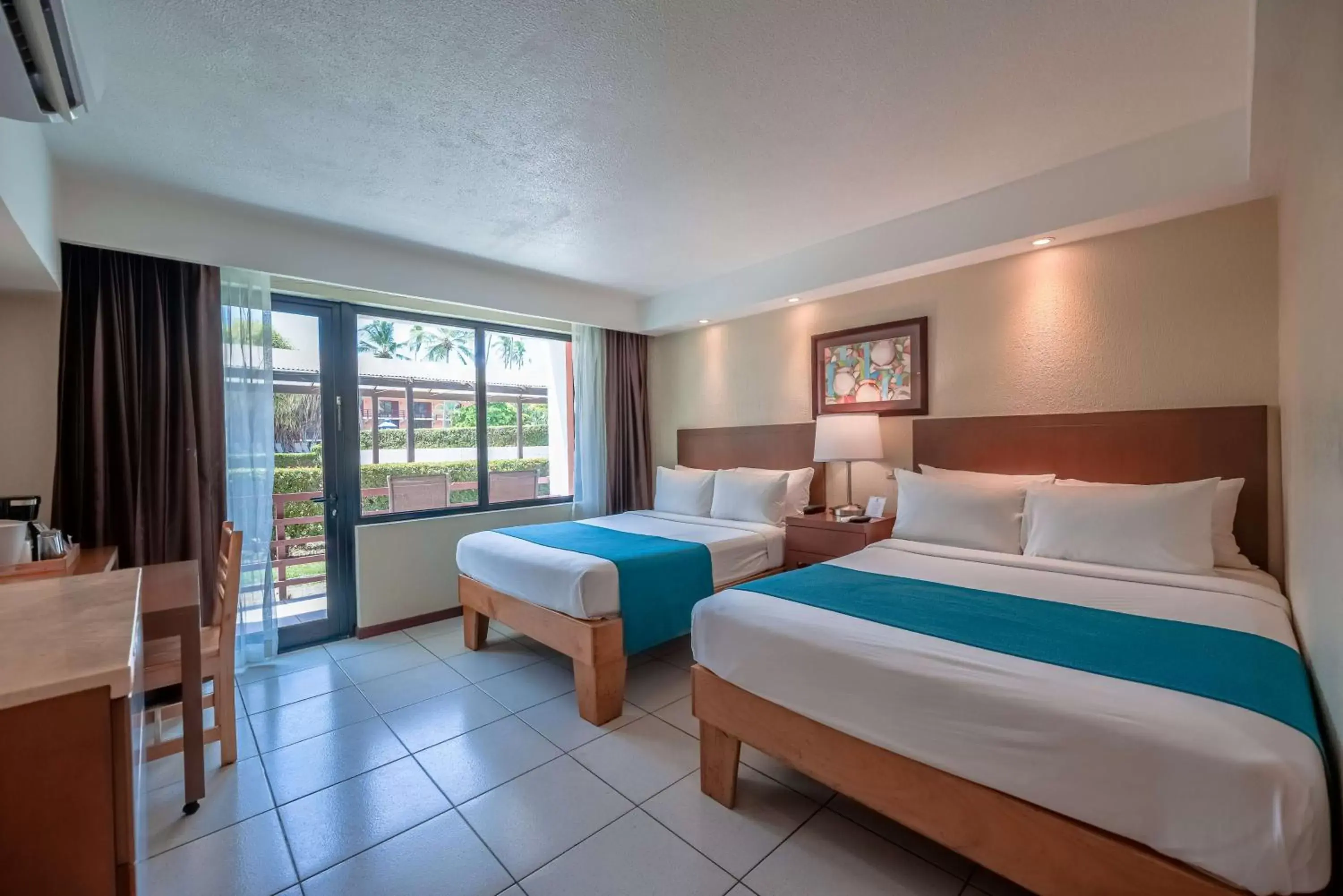 Bedroom, Bed in Best Western Jaco Beach All Inclusive Resort