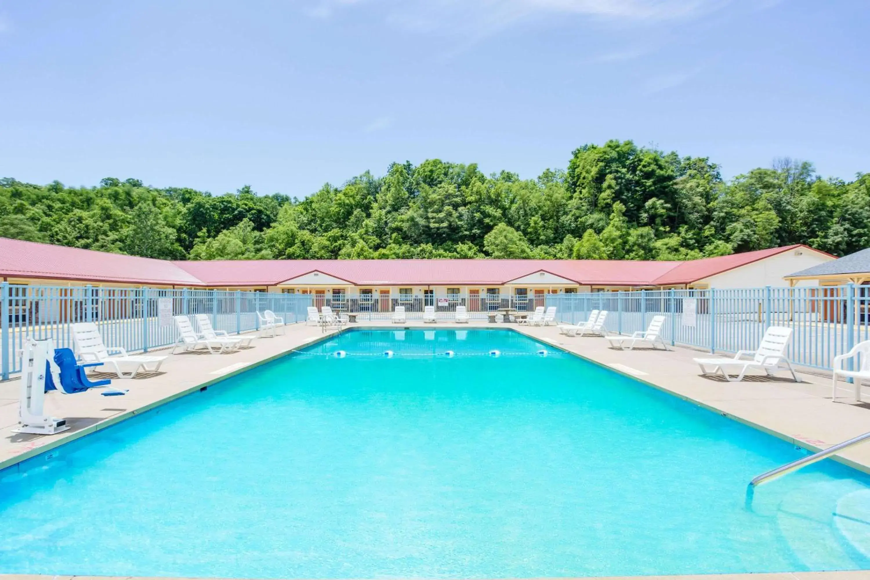 Day, Swimming Pool in Travelodge by Wyndham Parkersburg
