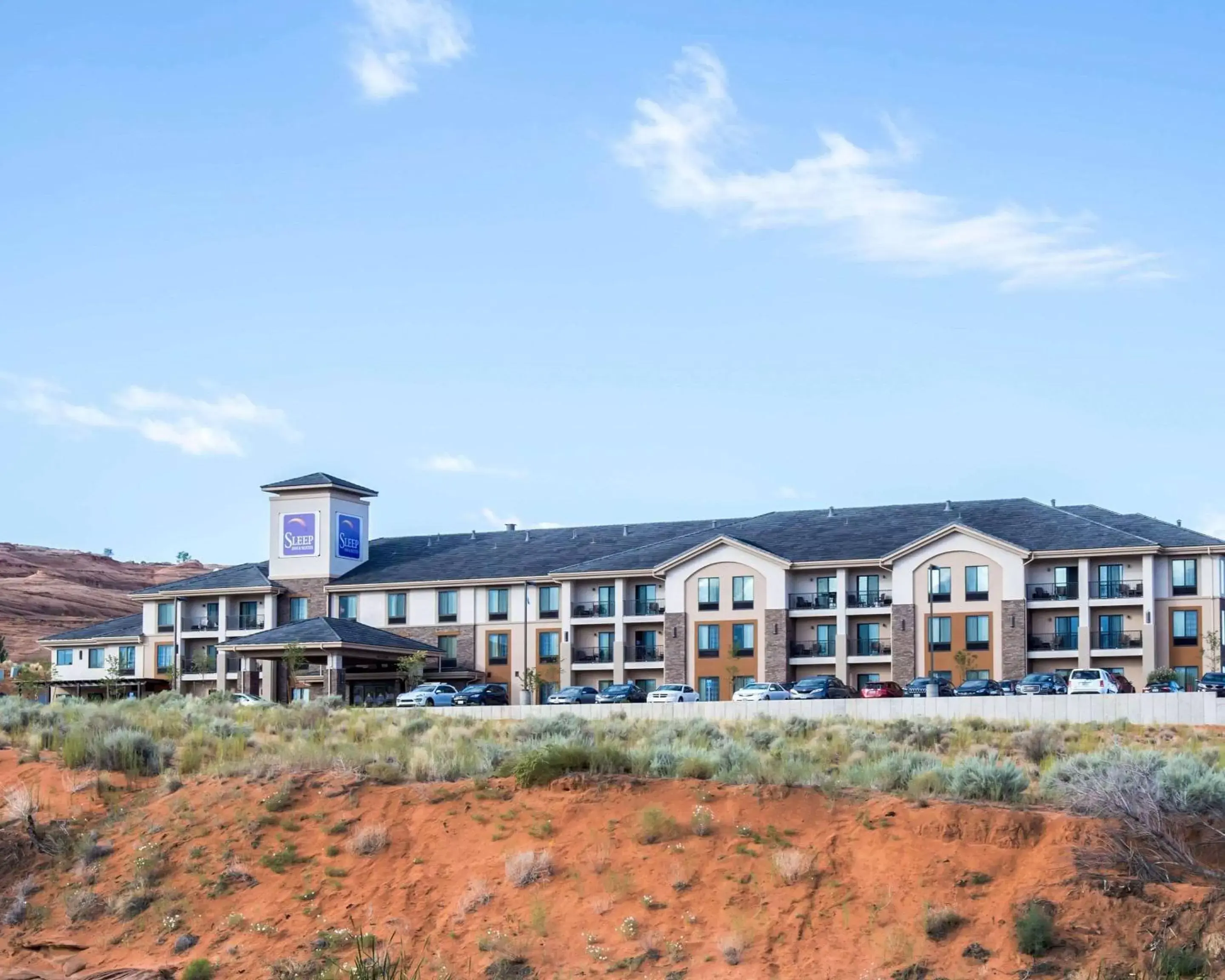 Property Building in Sleep Inn & Suites Page at Lake Powell