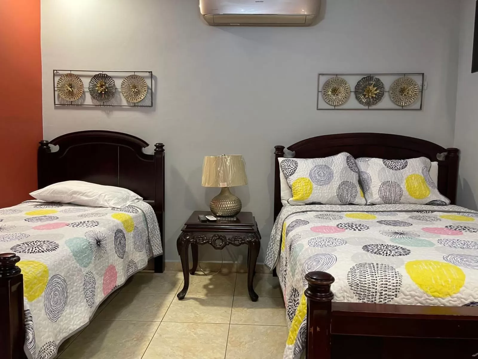 Triple Room with Private Bathroom - single occupancy in Refugio de la Montaña B&B
