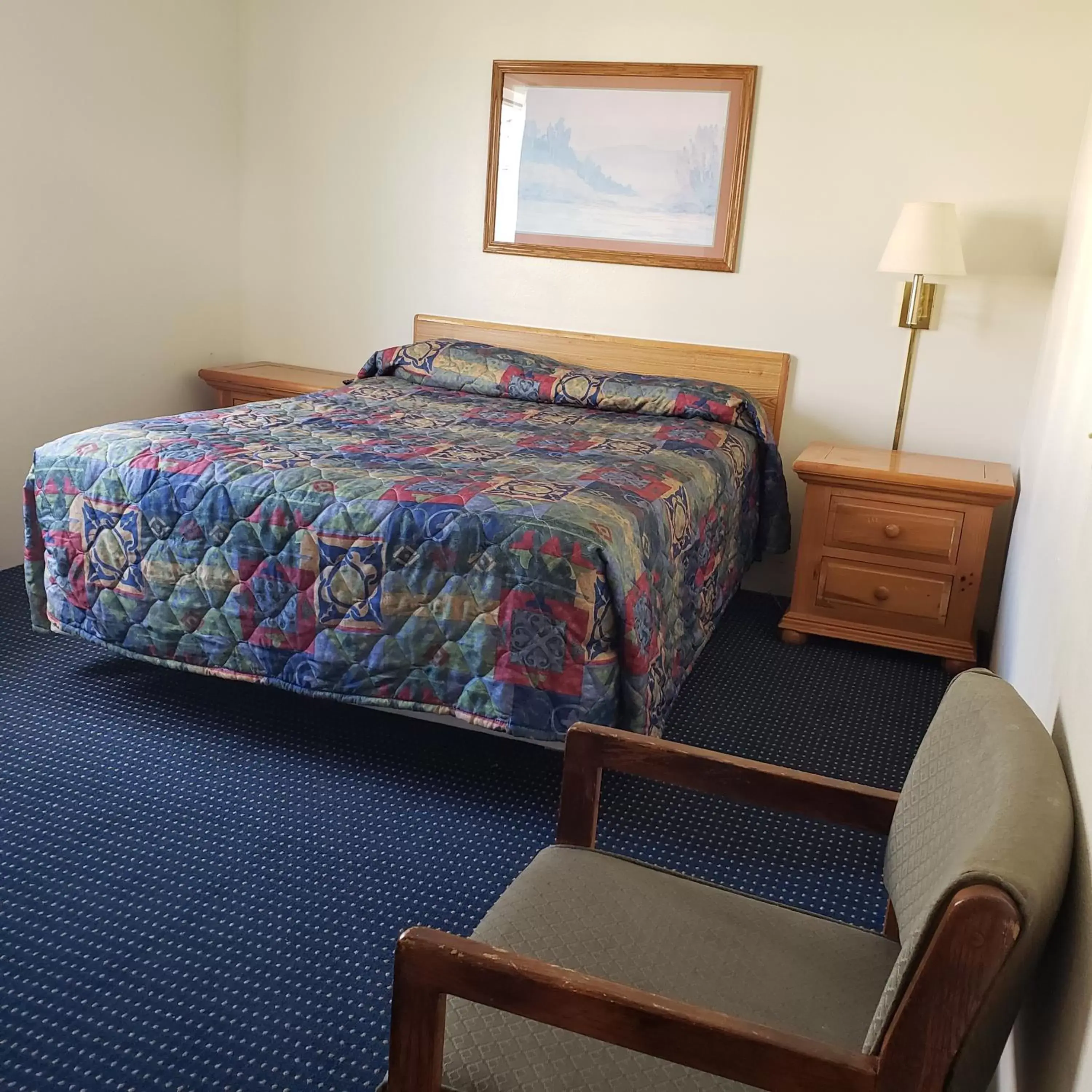 Bedroom, Bed in Fields Park Motel