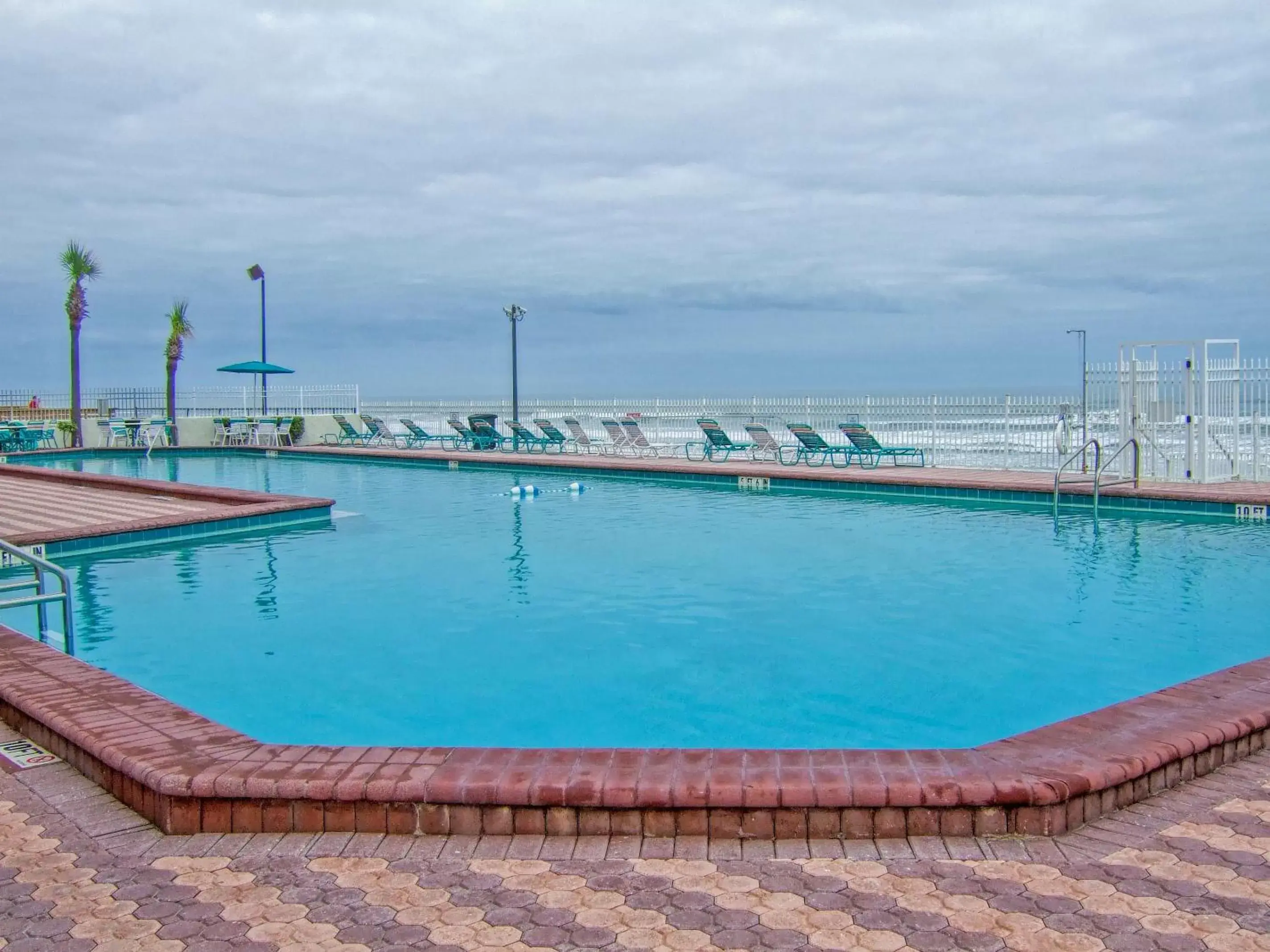 Beach, Swimming Pool in Westgate Harbour Beach Resort