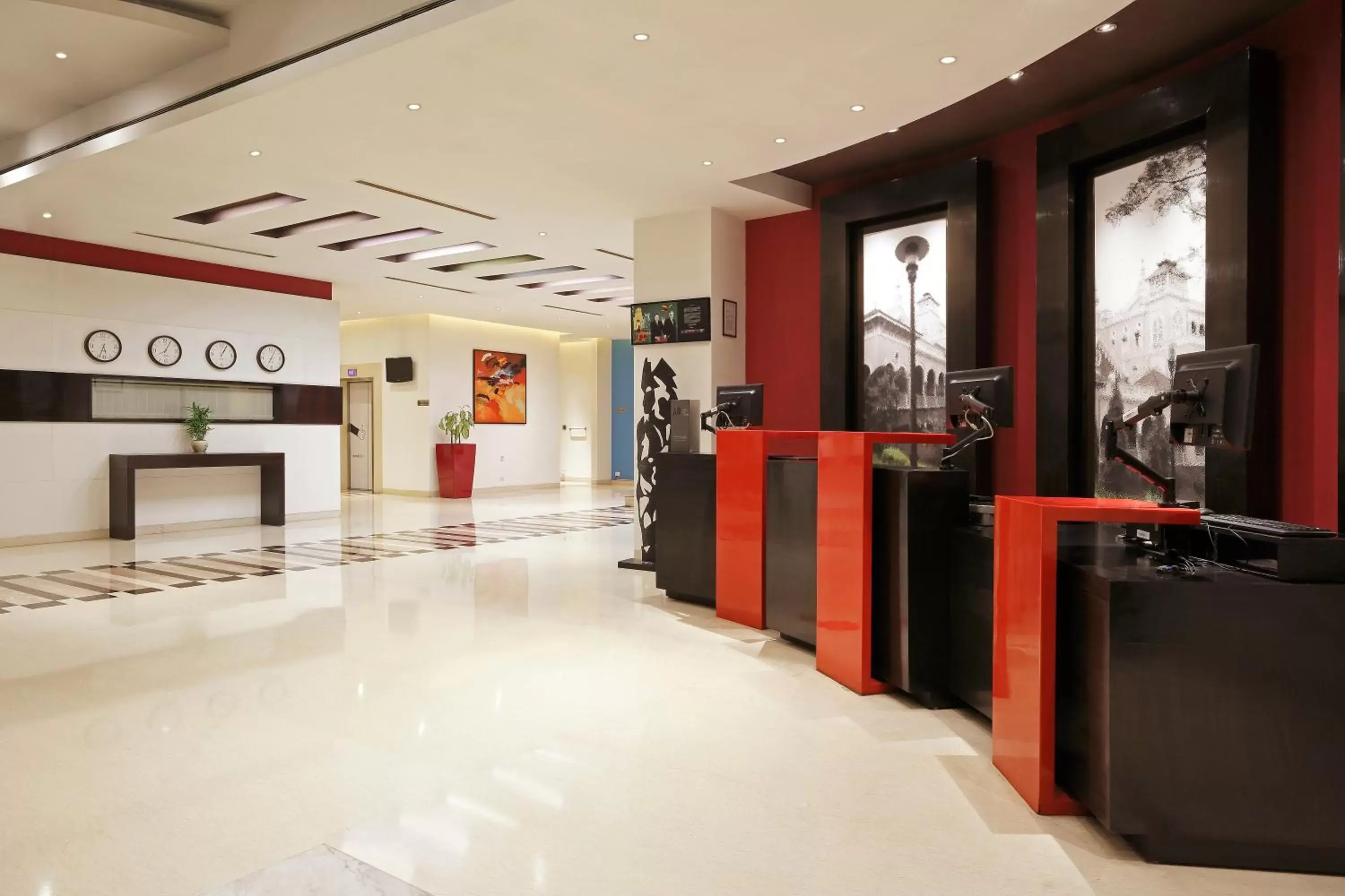 Lobby or reception in ibis Pune Viman Nagar - An Accor Brand