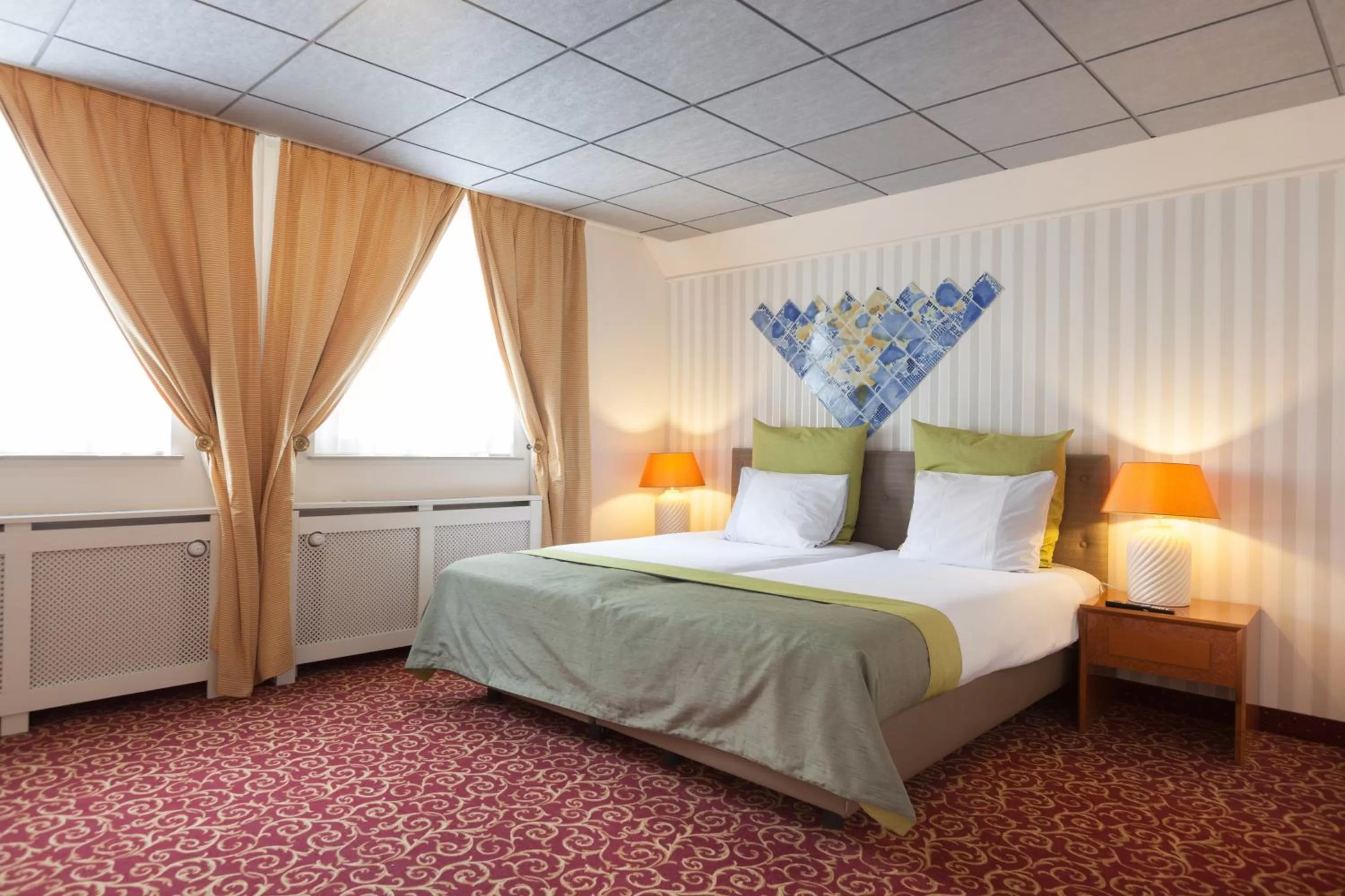 Bedroom, Bed in Grand Museum Hotel, BW Signature Collection