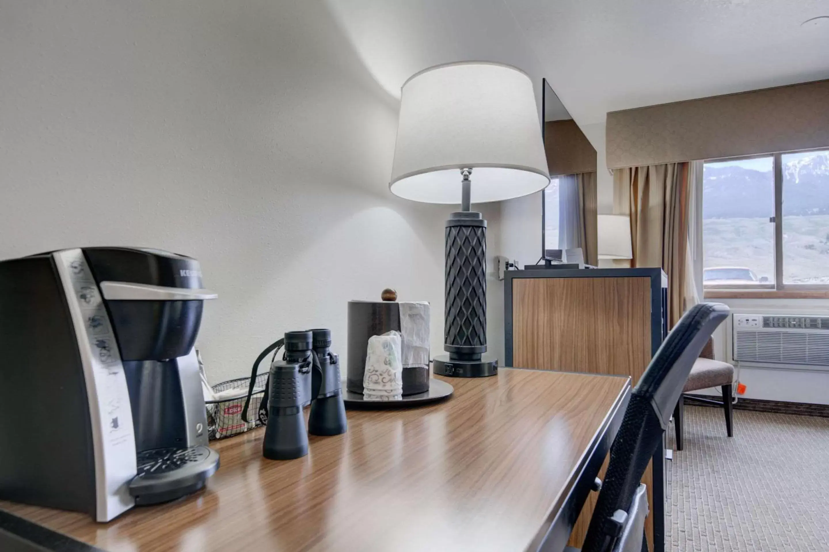 Bedroom in The Ridgeline Hotel at Yellowstone, Ascend Hotel Collection