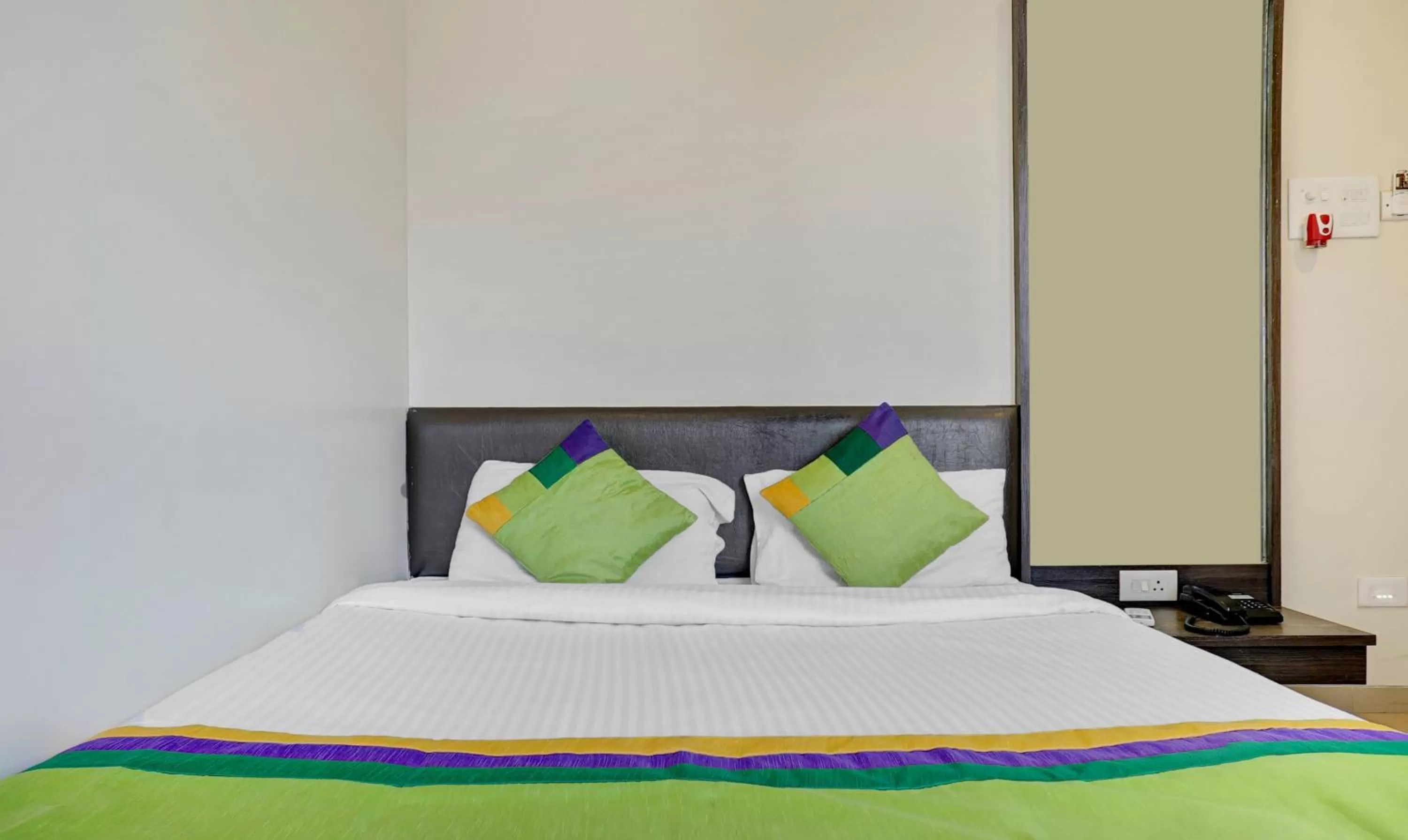 Bedroom, Bed in Treebo Bhagyashree Executive