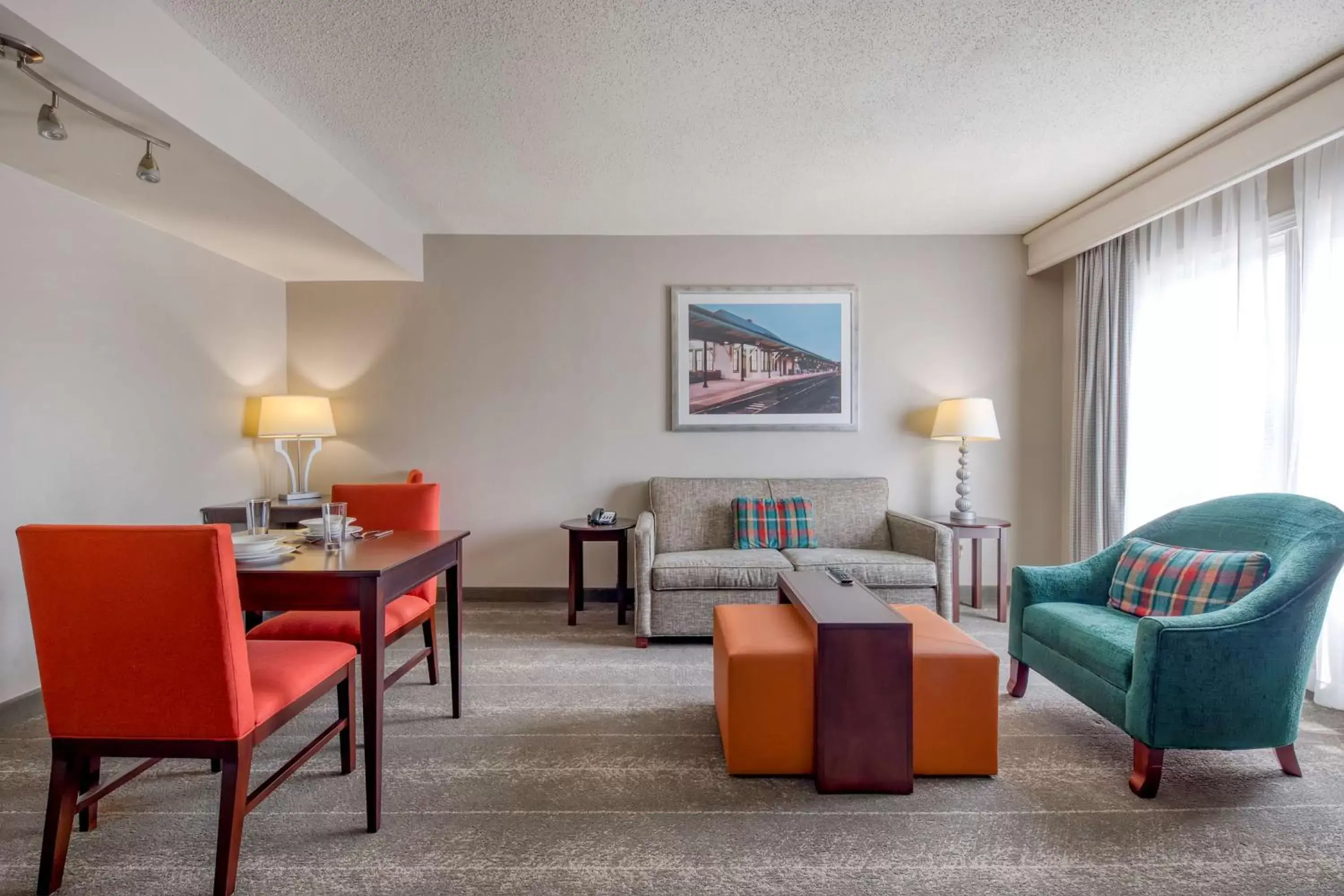 Living room, Seating Area in Homewood Suites by Hilton Olmsted Village