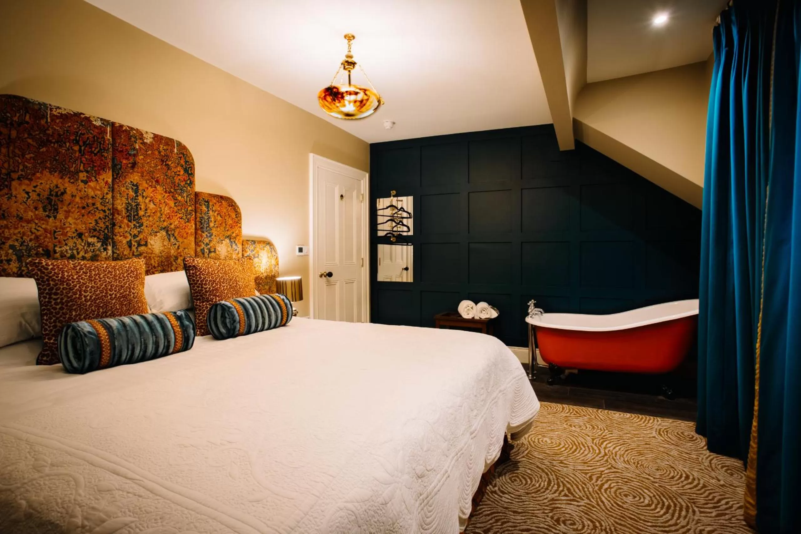 Bedroom, Bed in Arthurs