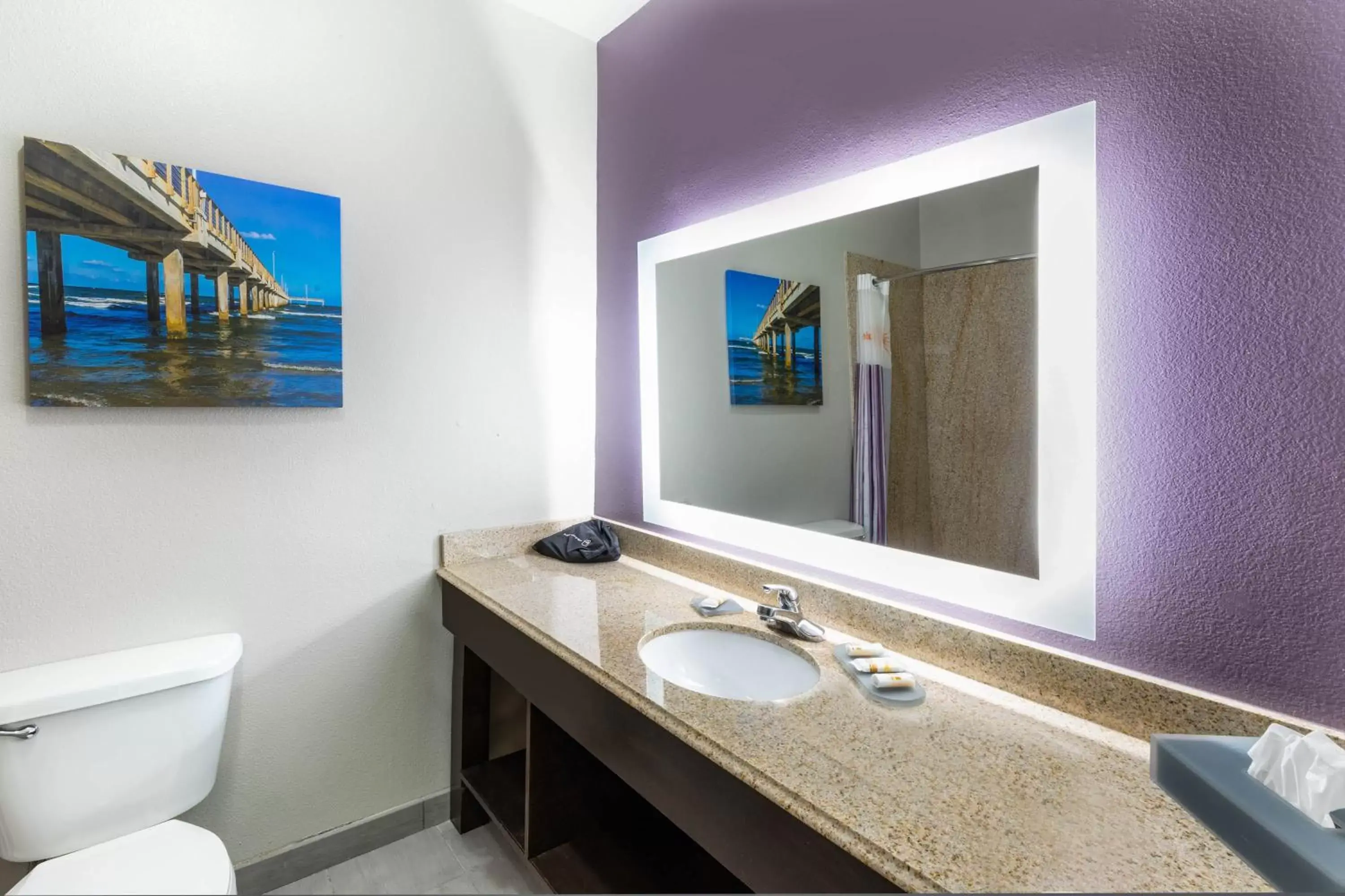 Bathroom in La Quinta by Wyndham Port Lavaca