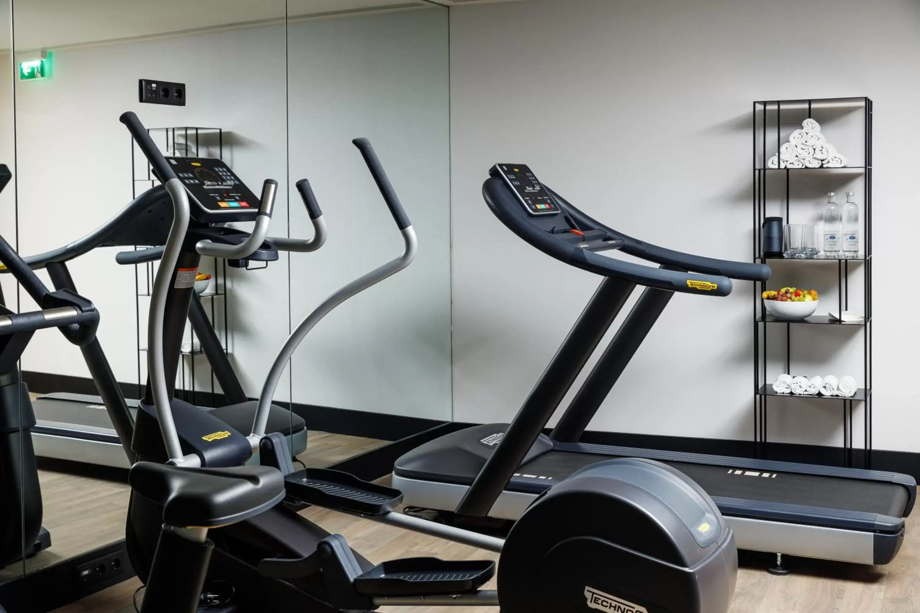 Sports, Fitness Center/Facilities in Mercure Porto Centro Aliados