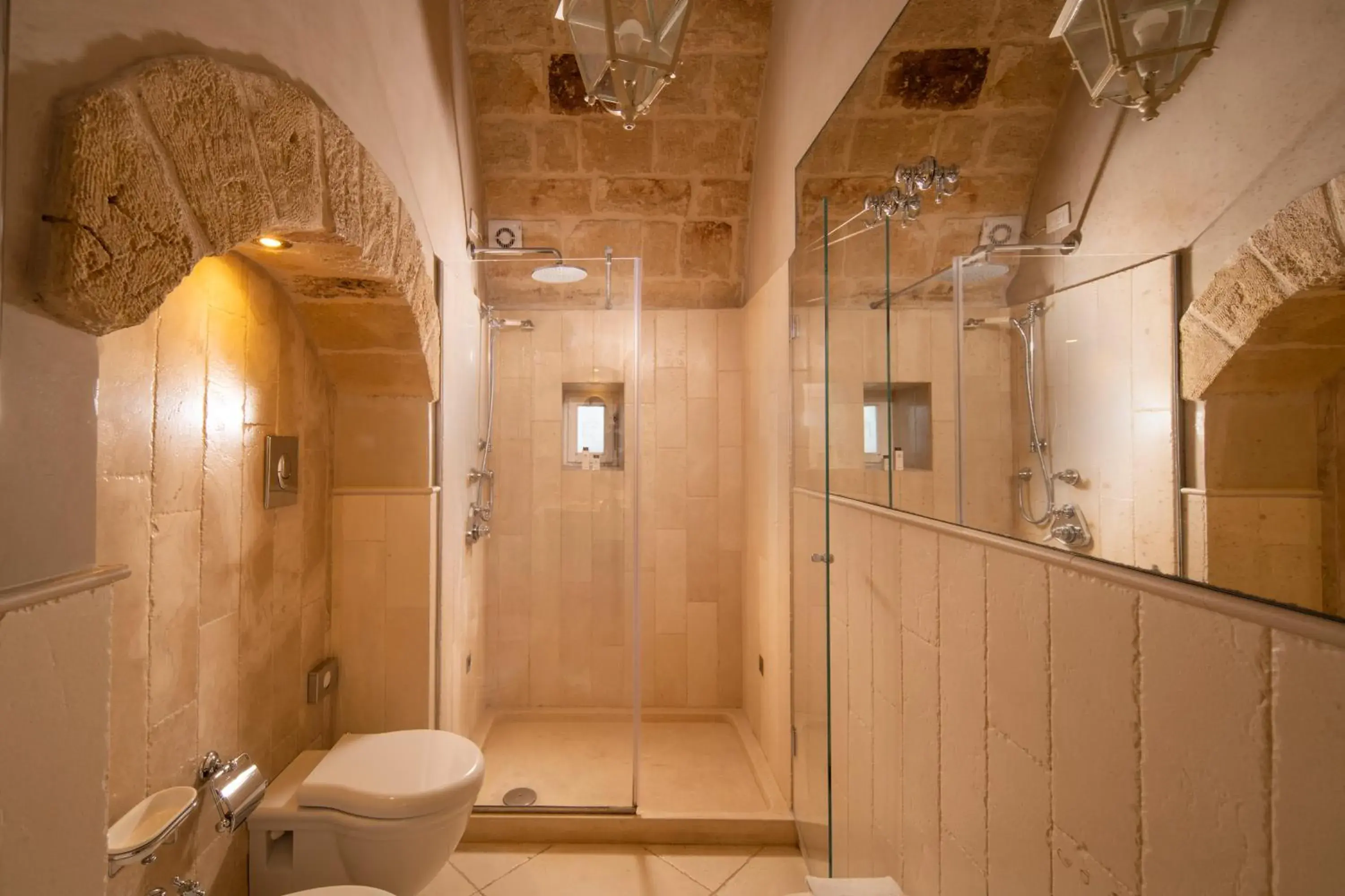 Bathroom in Hotel Don Ferrante