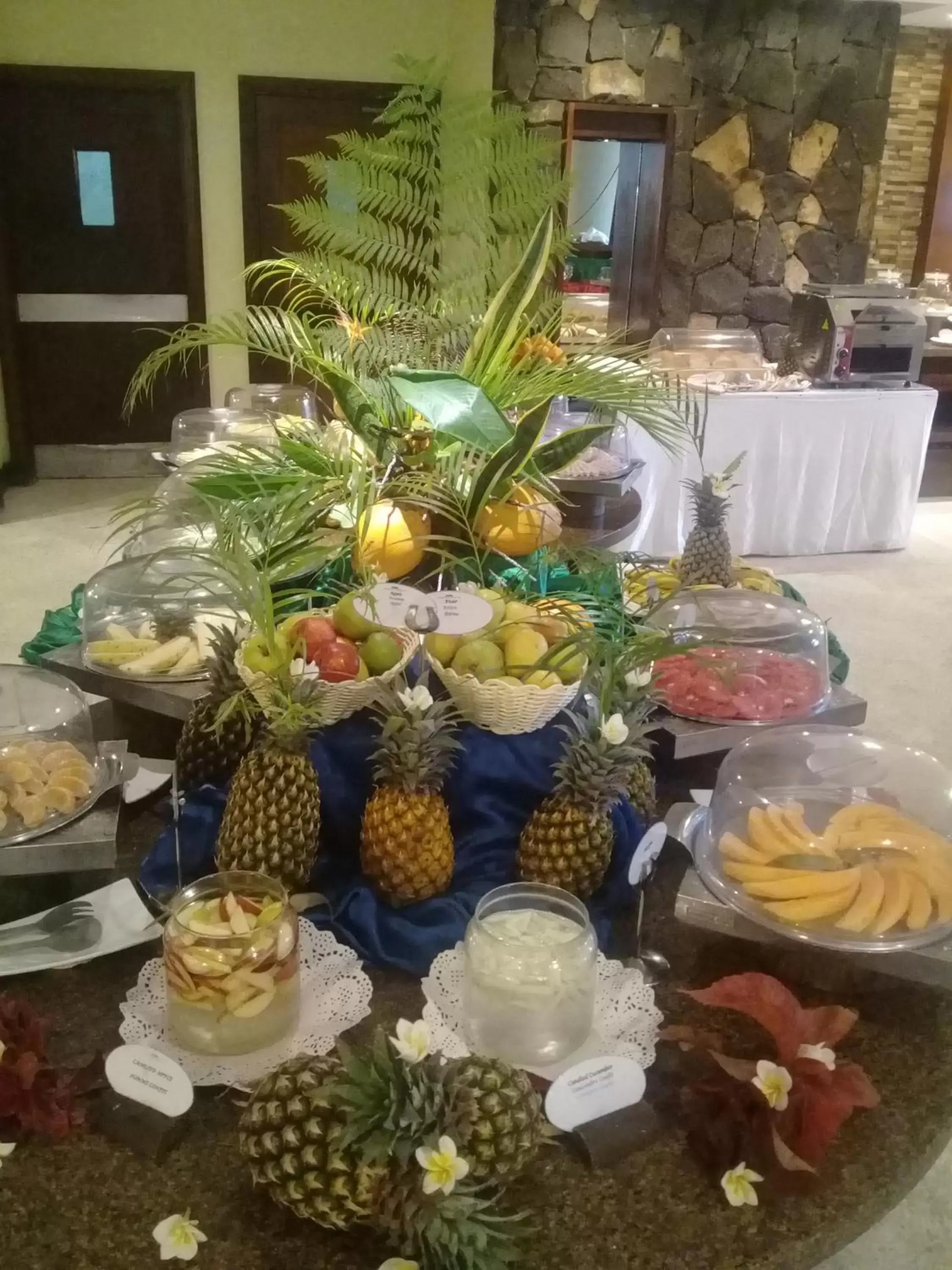 Breakfast, Banquet Facilities in Laguna Beach Hotel & Spa