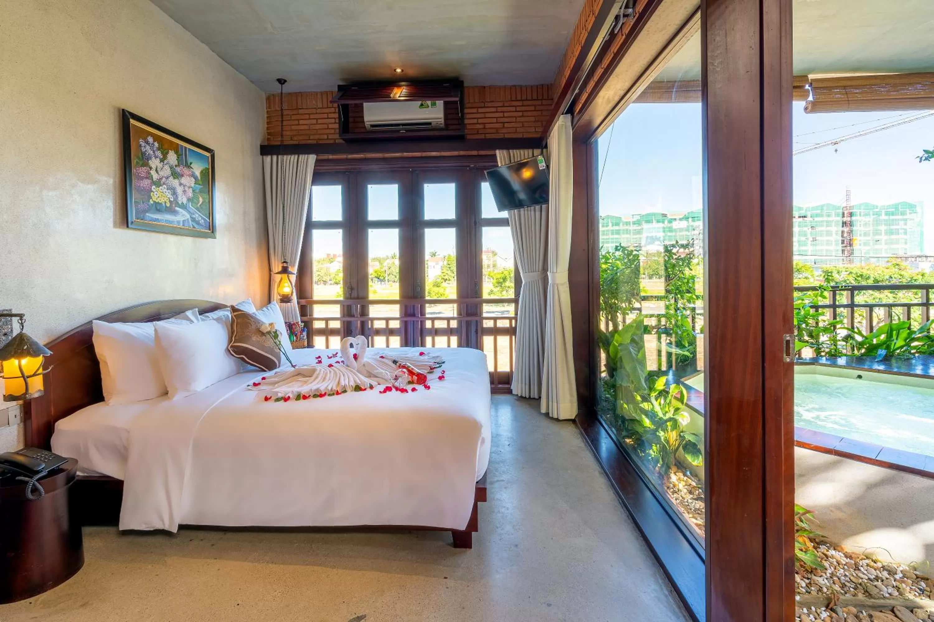 Patio, Bed in Angel Garden Villa