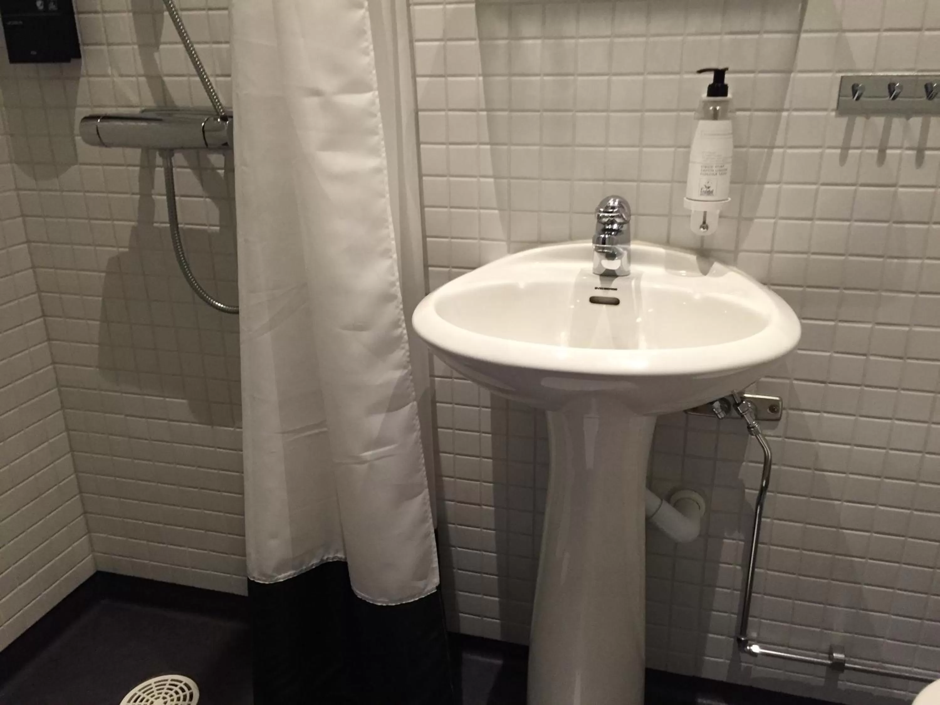 Small Single Room - single occupancy in Hotell Esplanad