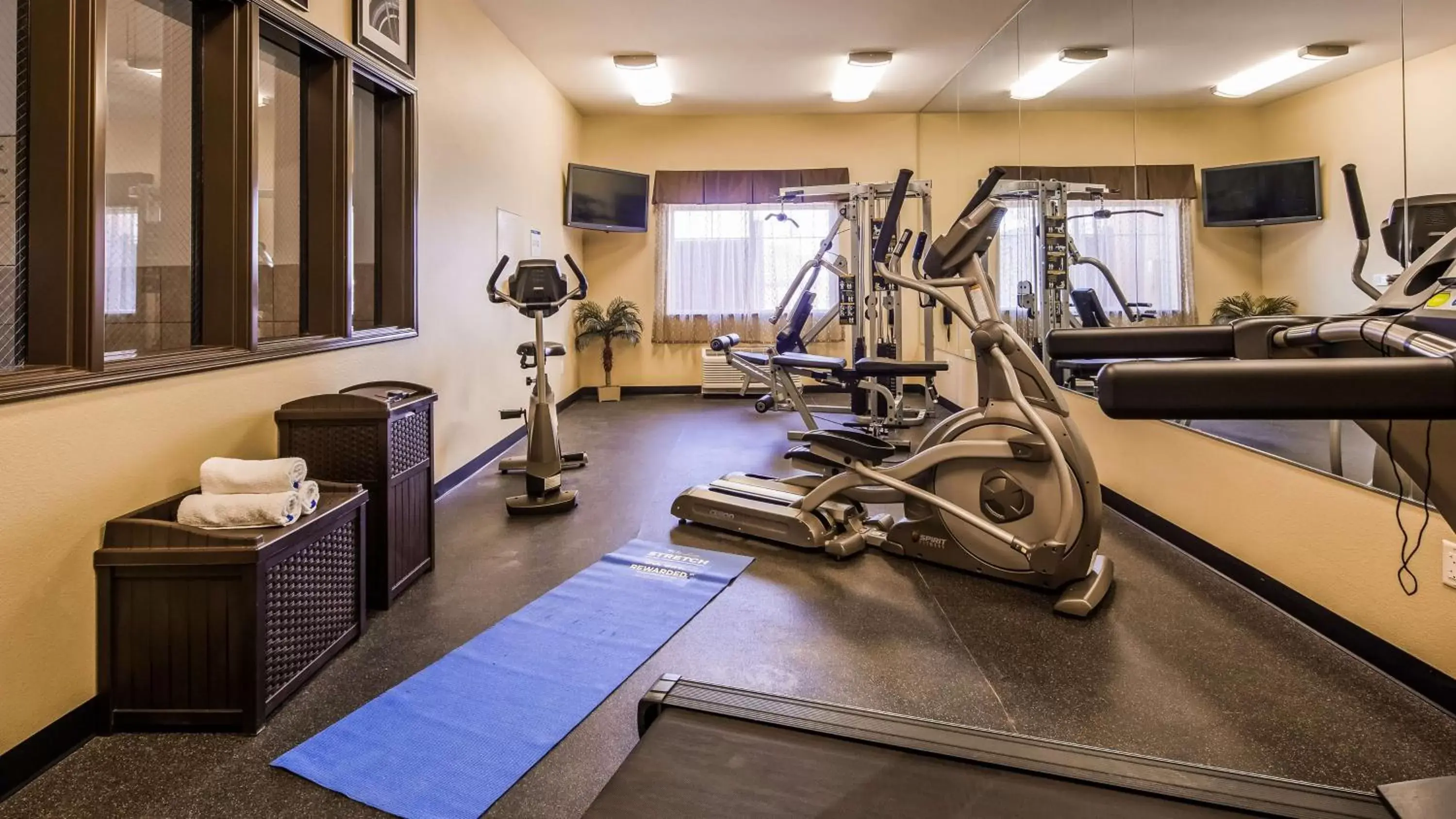 Fitness centre/facilities in Best Western Plus Seminole Hotel & Suites Fitness centre/facilities in Best Western Plus Seminole Hotel & Suites