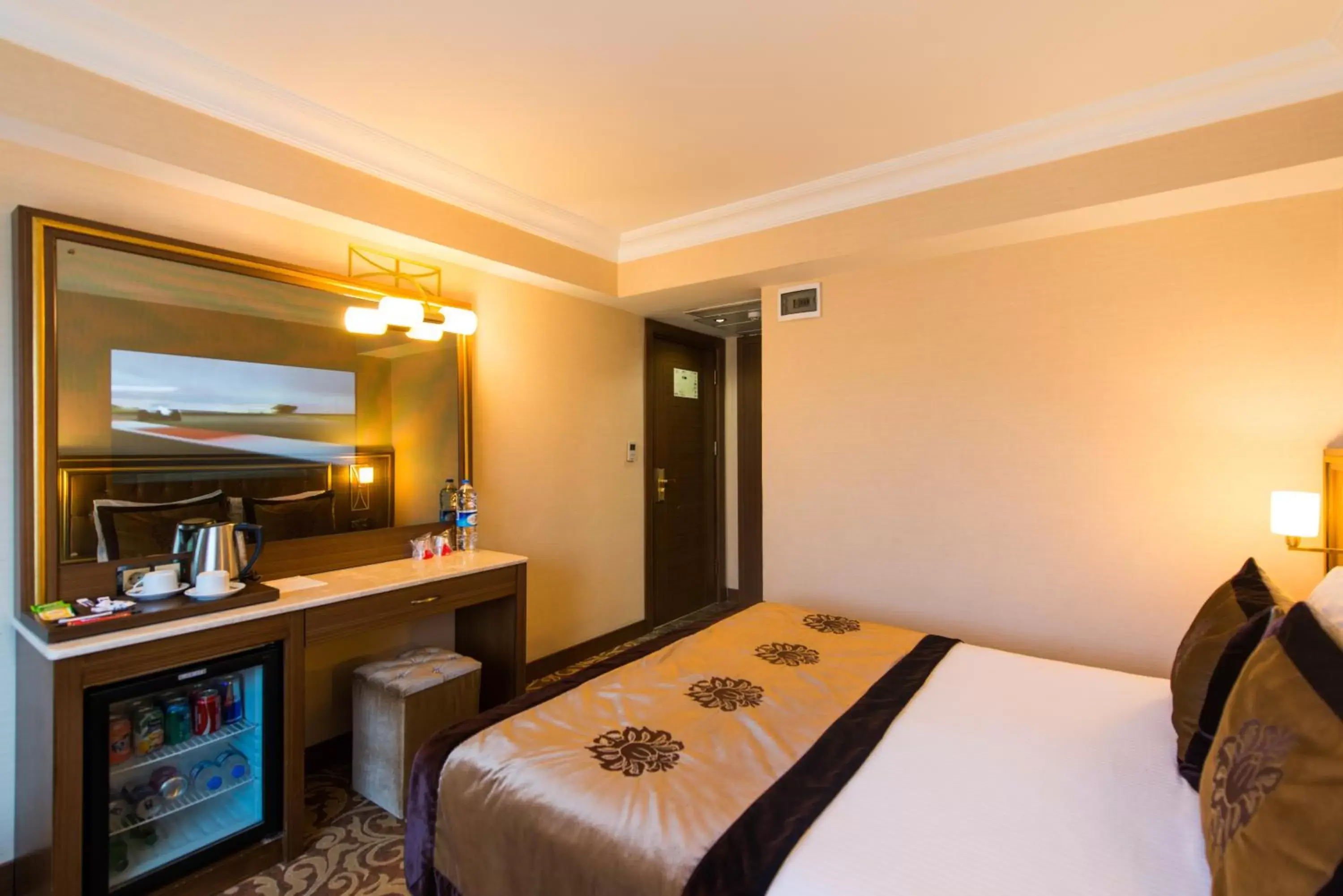 TV and multimedia, Bed in Antea Hotel Oldcity -Special Category