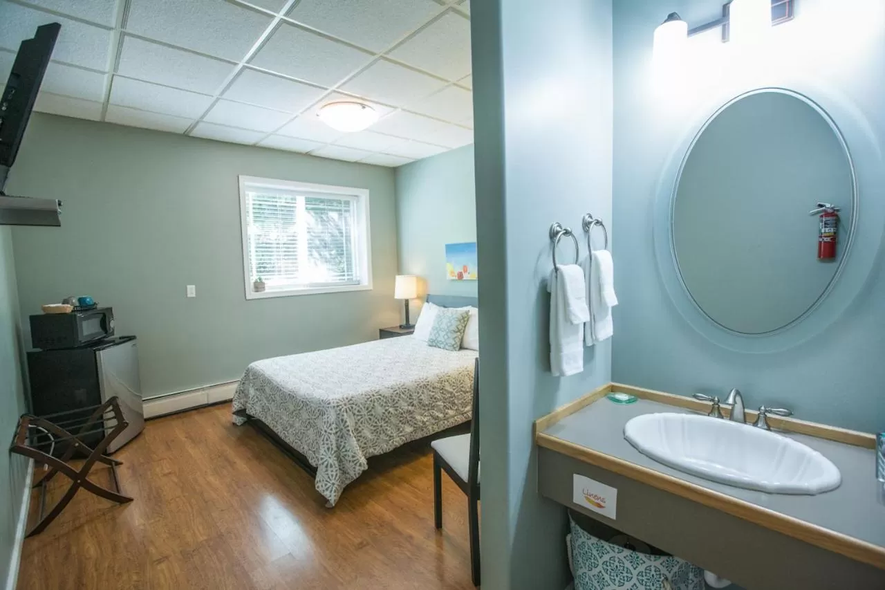 Bed in Trailhead Lodging