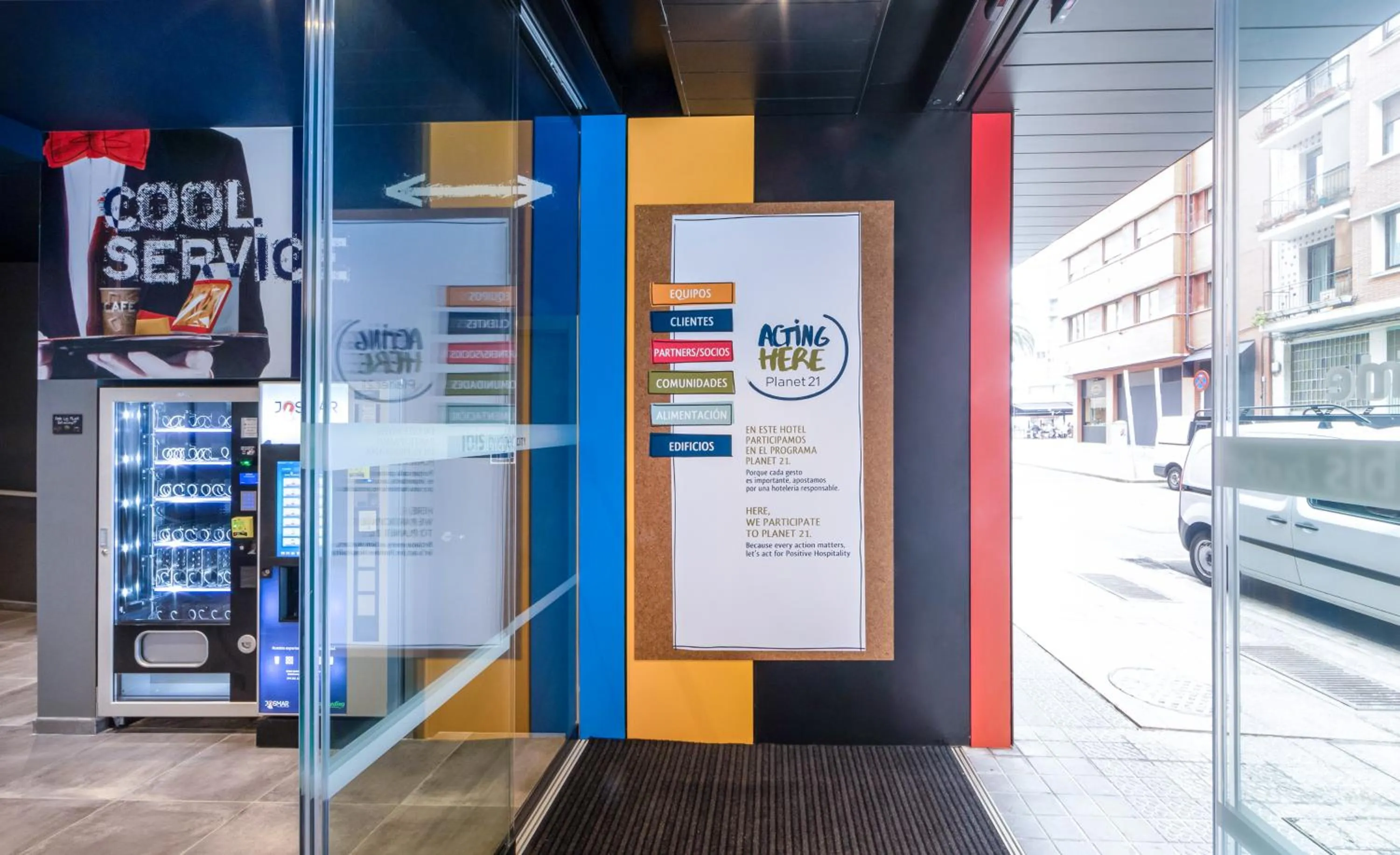 Facade/entrance in Ibis Budget Bilbao City