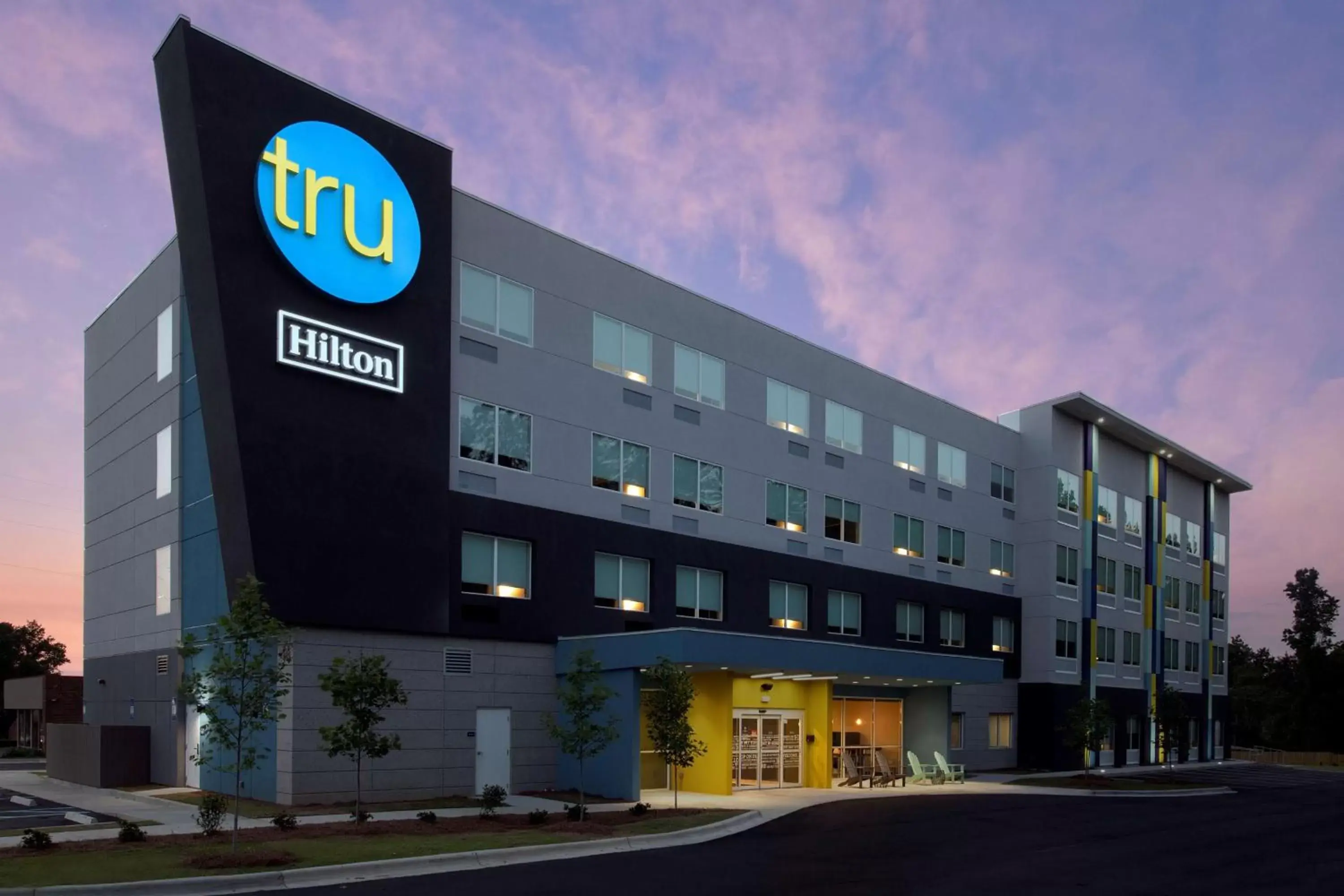 Property building in Tru By Hilton Tallahassee Central Property building in Tru By Hilton Tallahassee Central