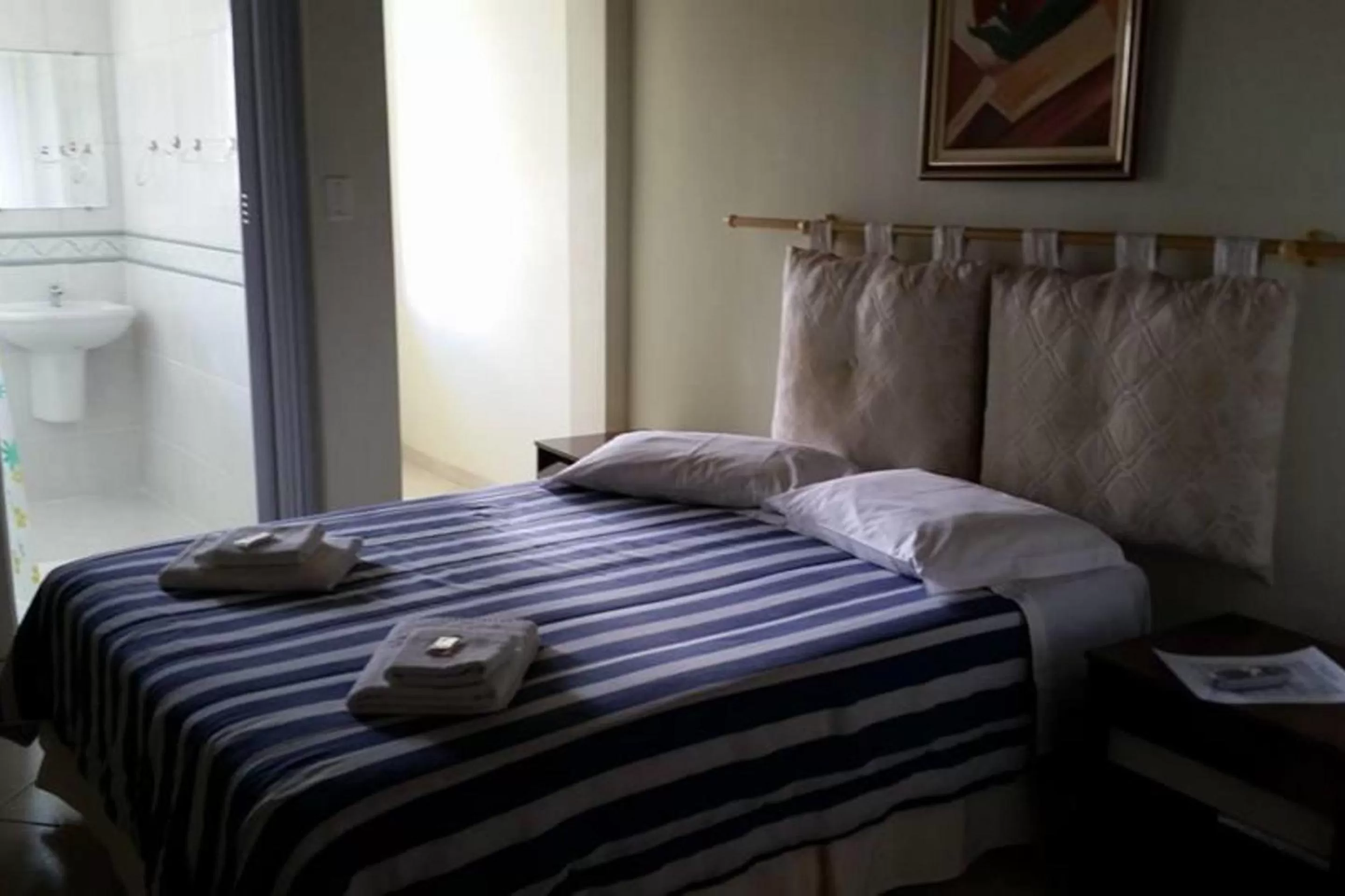 Bedroom, Bed in Hotel Vison