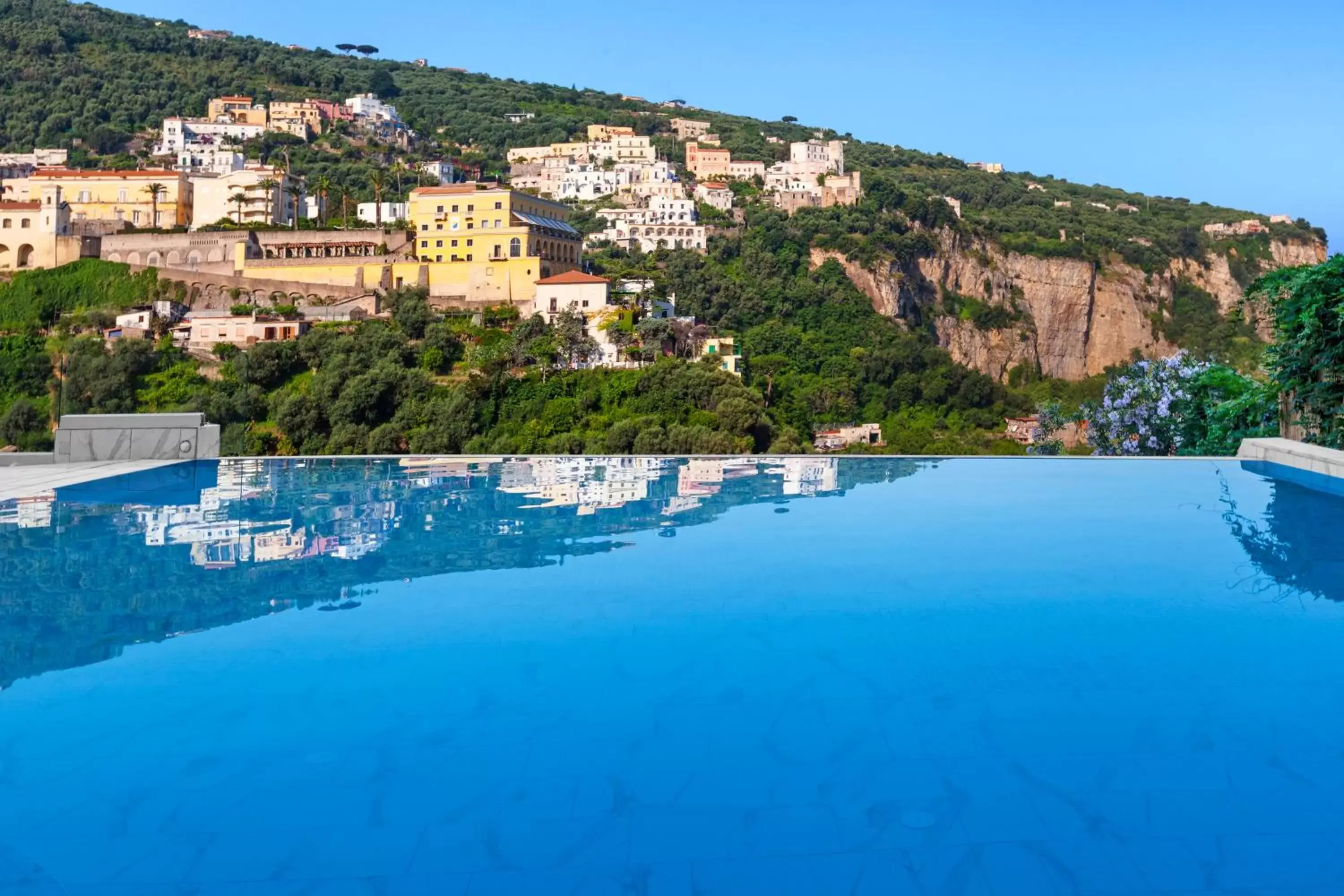 Swimming Pool in Hotel Mary