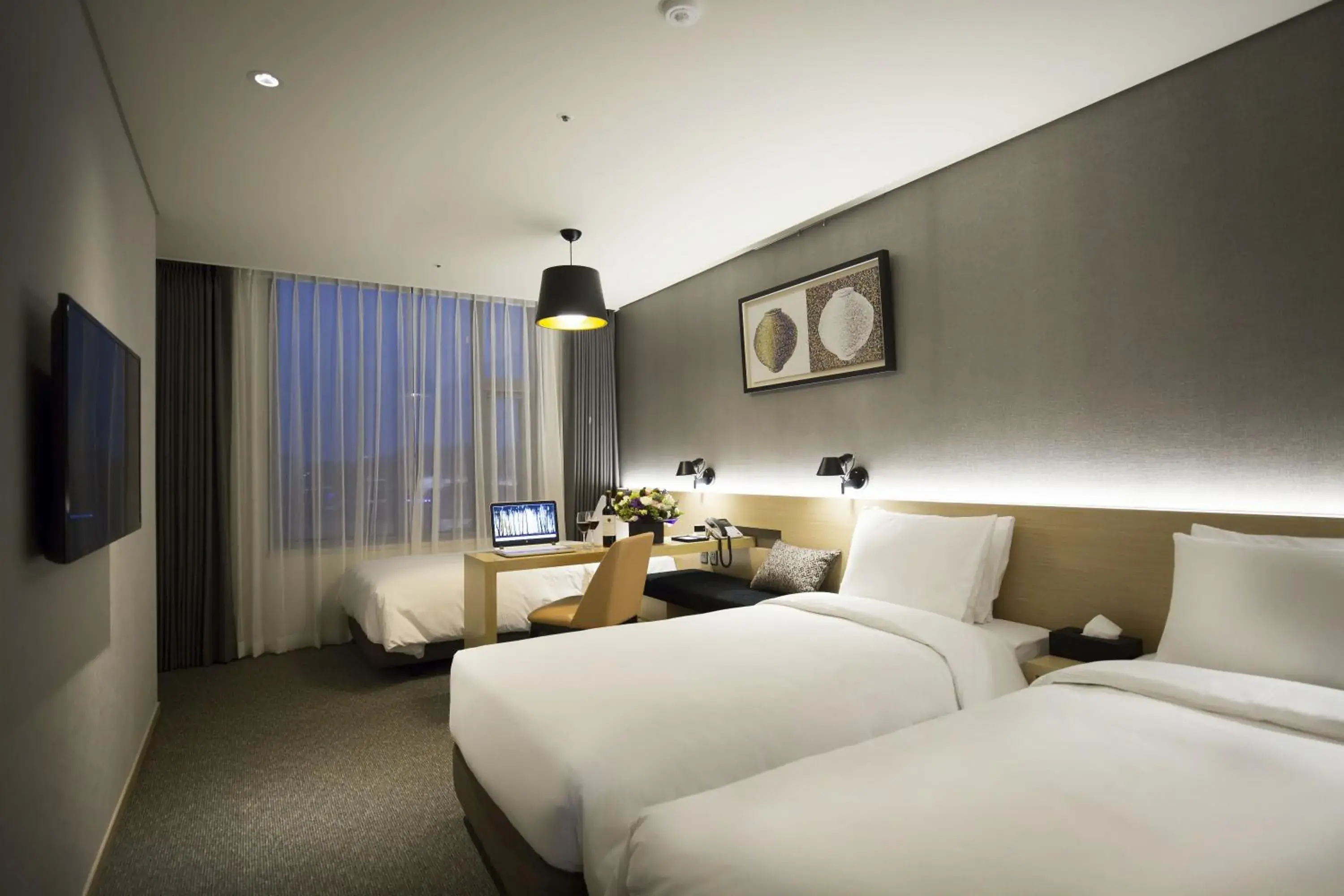 Photo of the whole room in Arirang Hill Hotel Dongdaemun