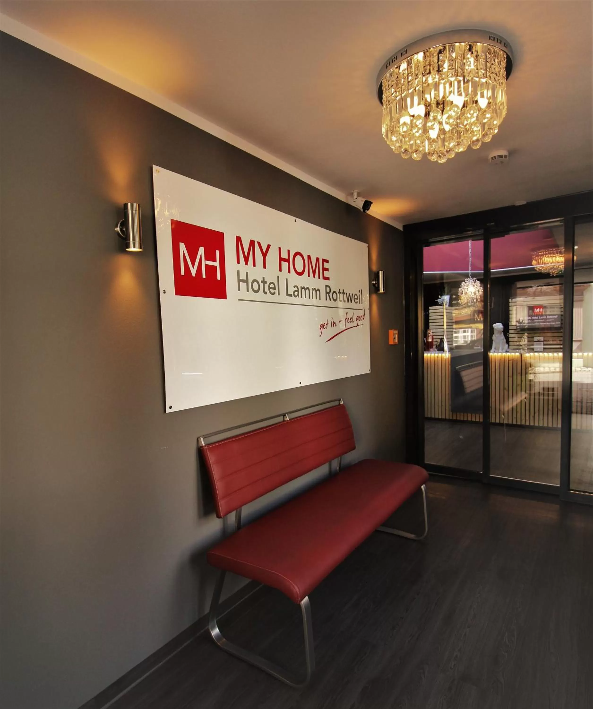 Lobby or reception in MY HOME Hotel Lamm Rottweil "Smart Home"
