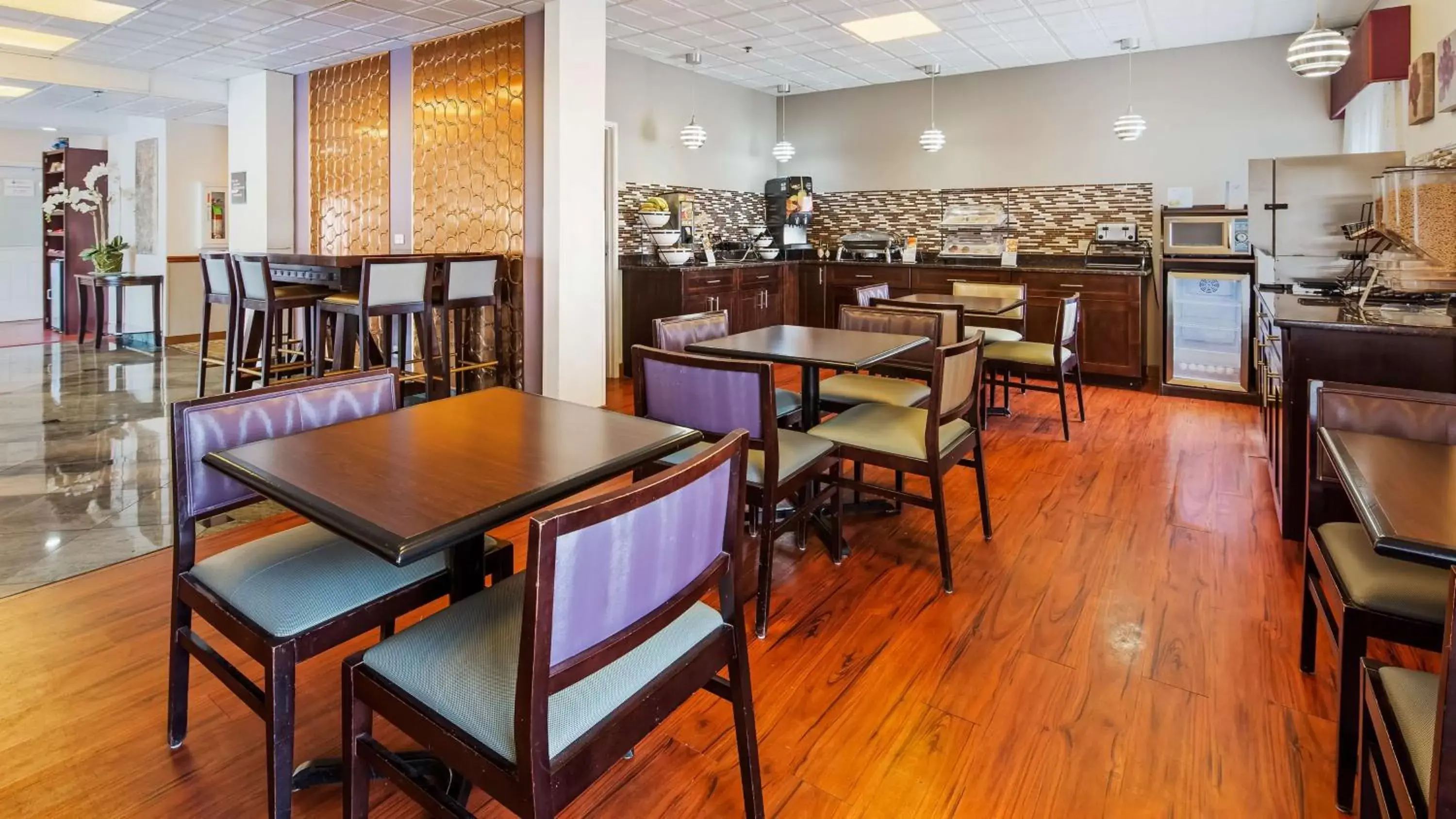 Dining area, Restaurant/Places to Eat in Best Western Plus O'hare International South Hotel