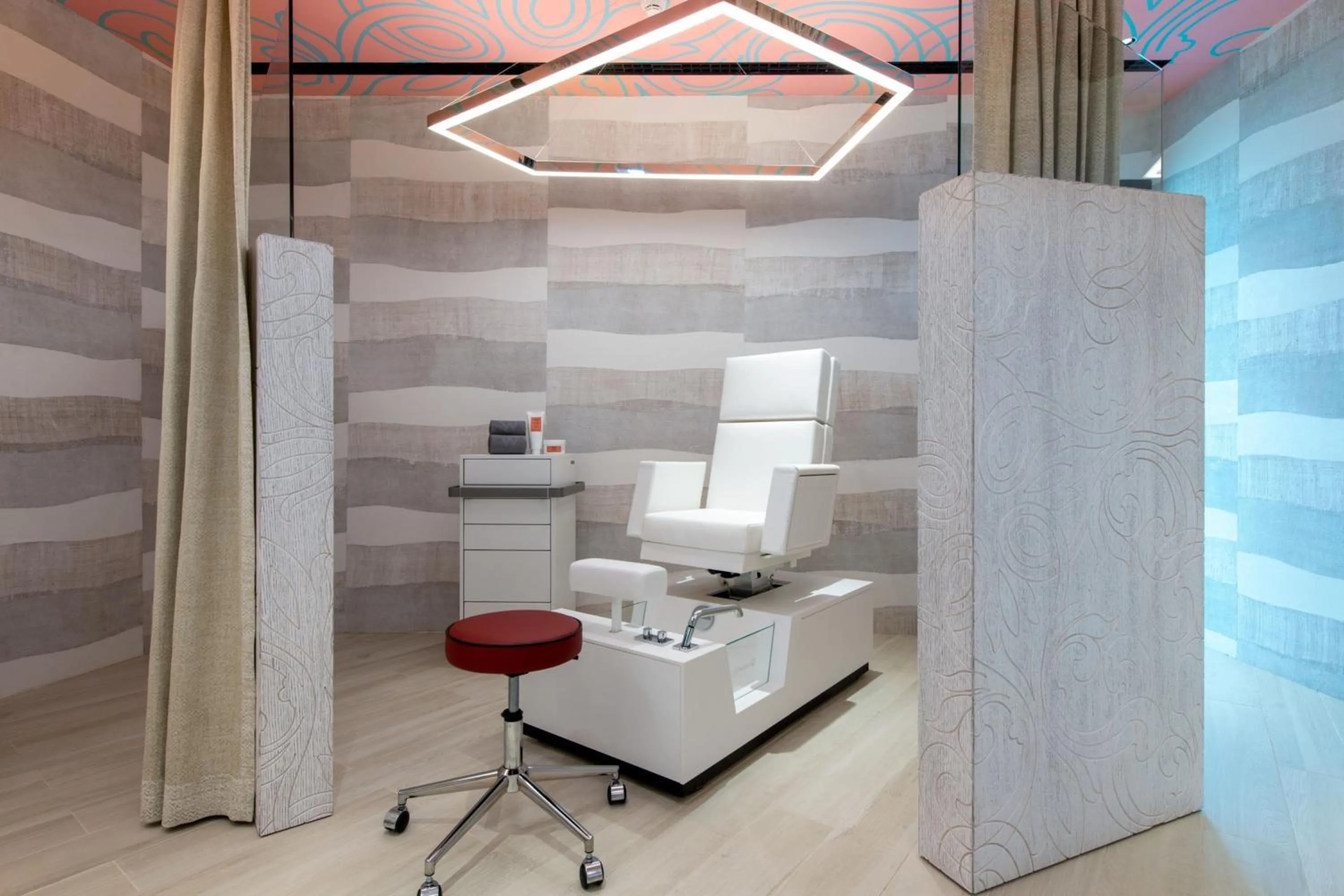 Spa and wellness centre/facilities in W Residences Algarve