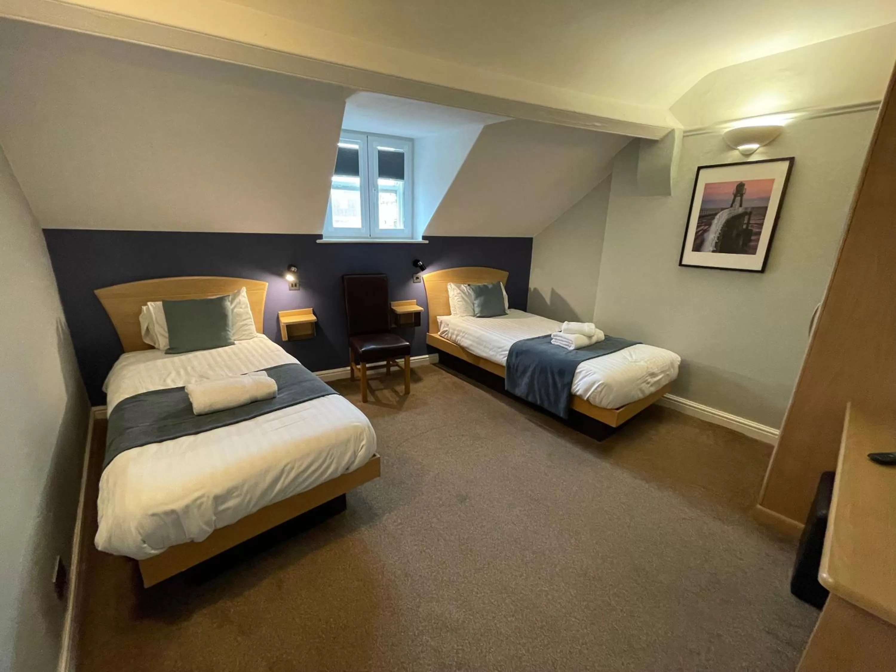 Bedroom, Bed in The George Hotel